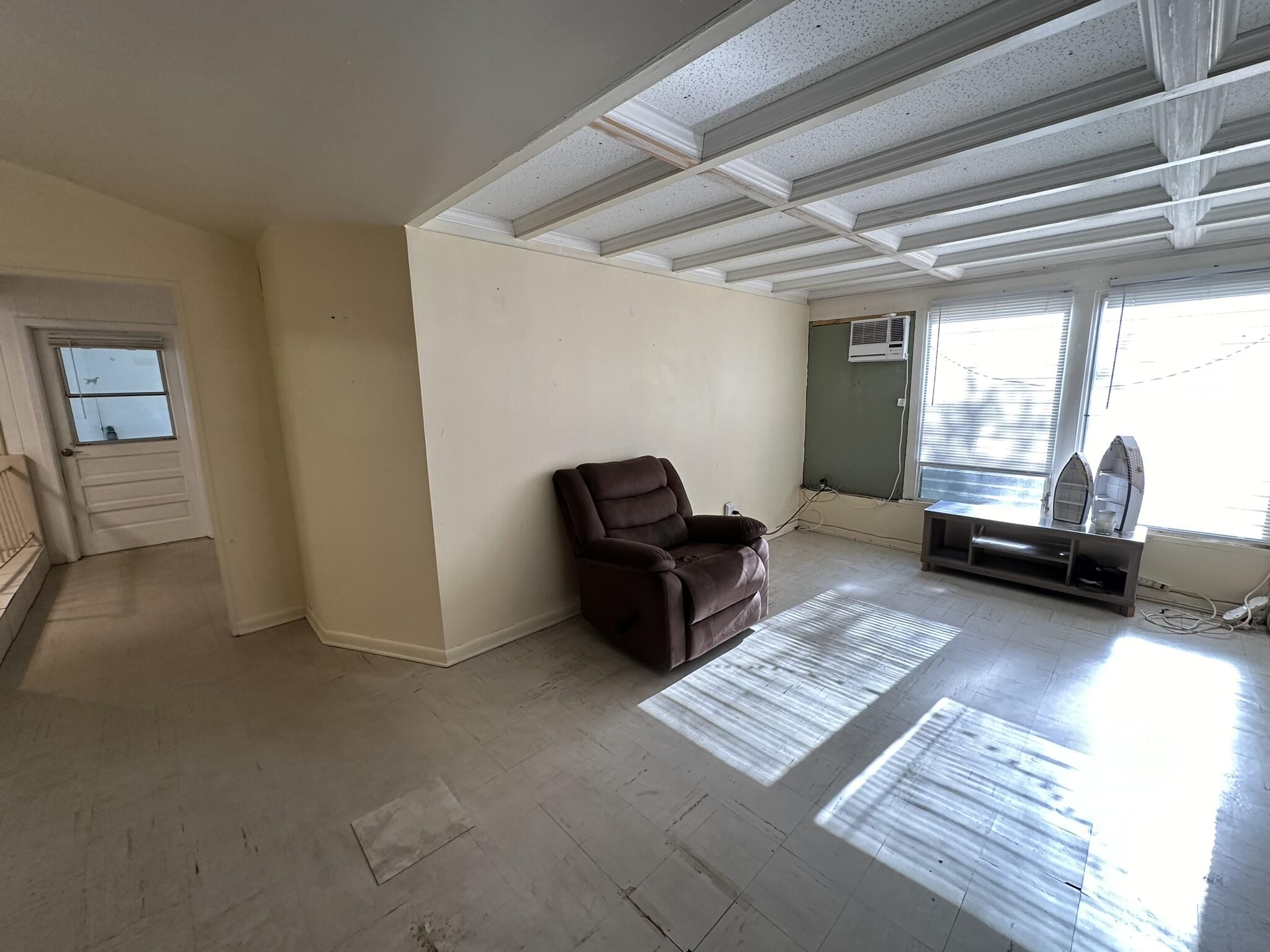 914 SE 3rd Street