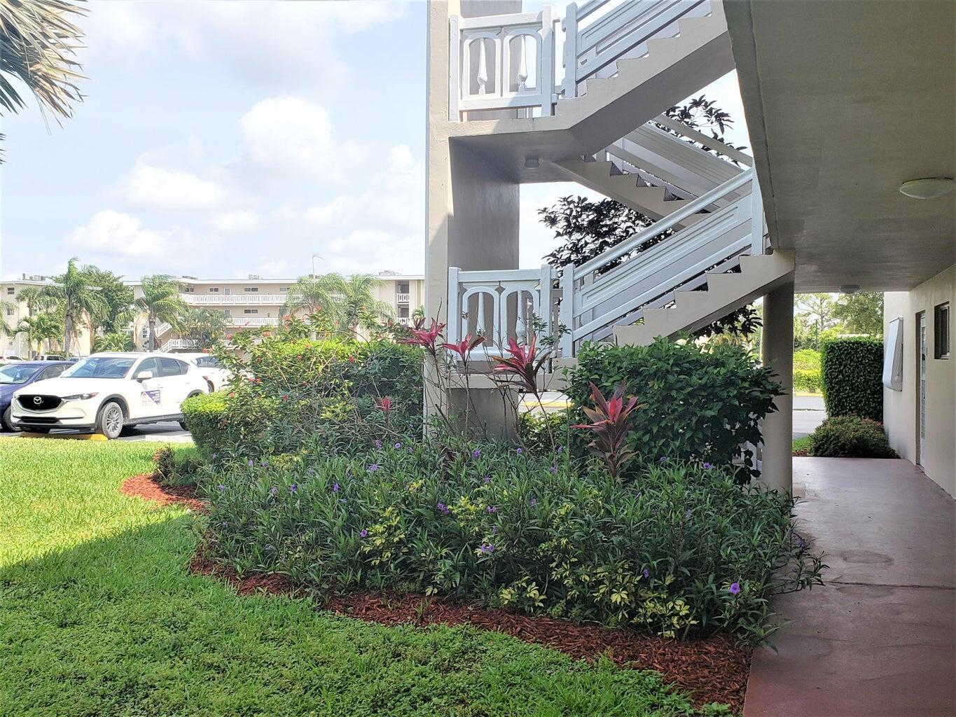 2812 Garden Drive 306
