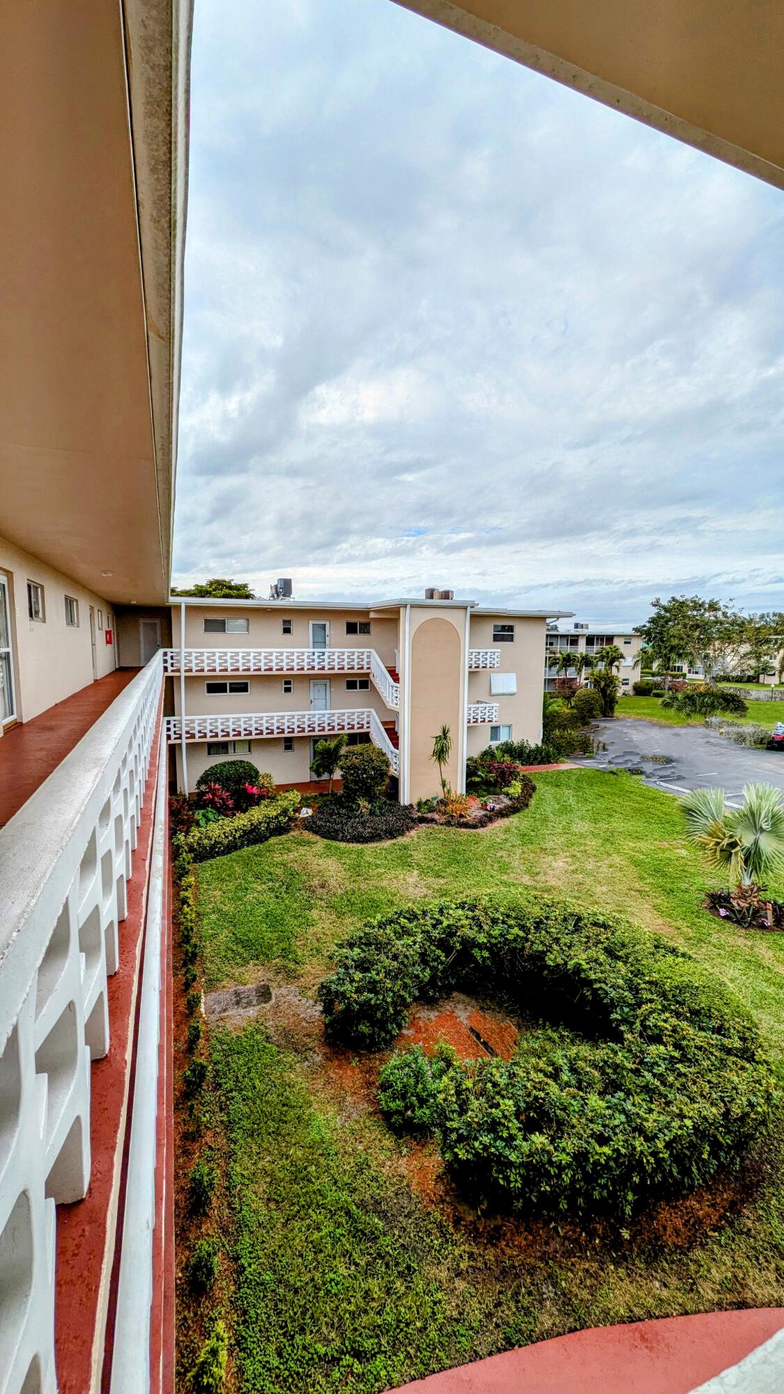 2812 Garden Drive 306