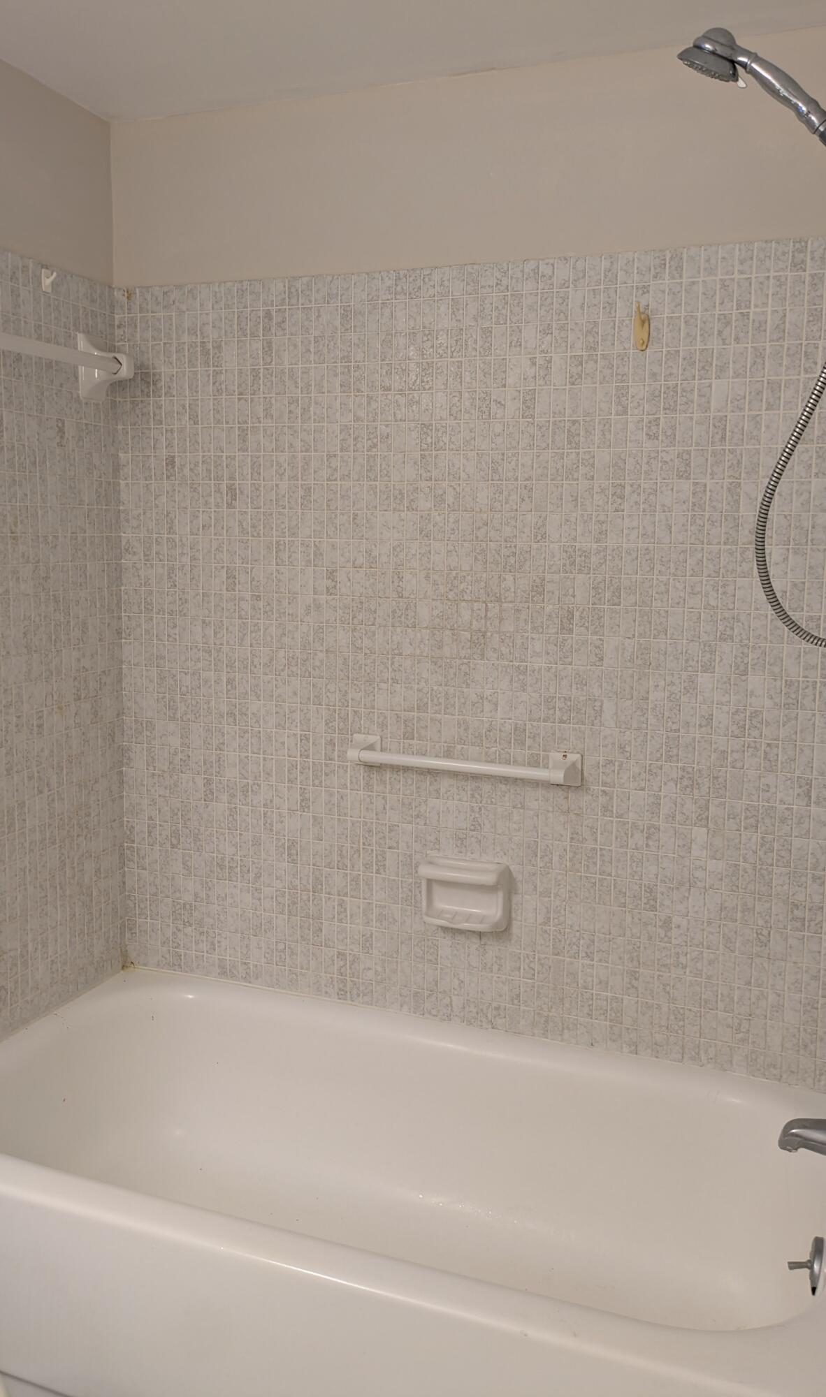 2812 Garden Drive 306