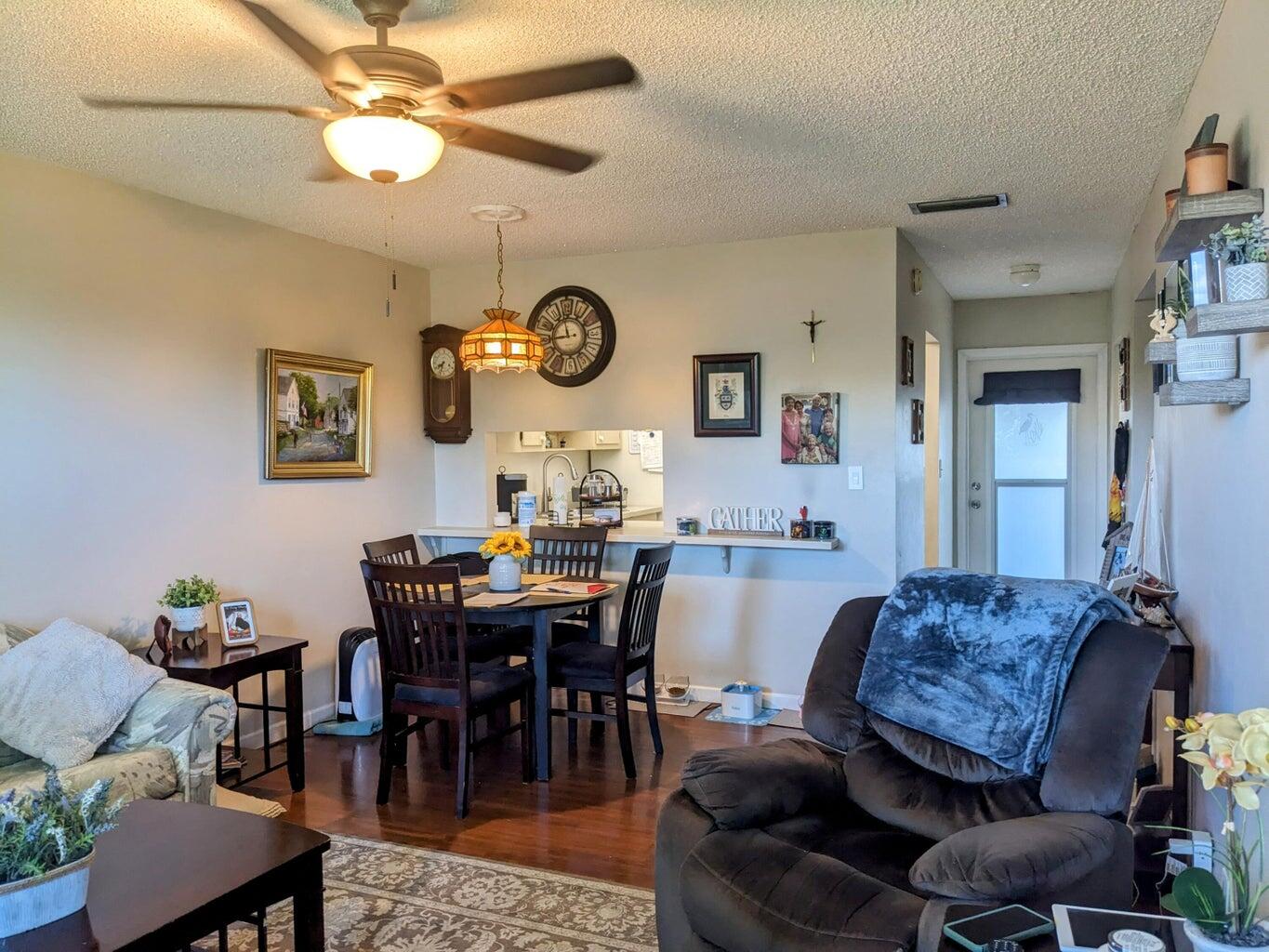 2812 Garden Drive 306