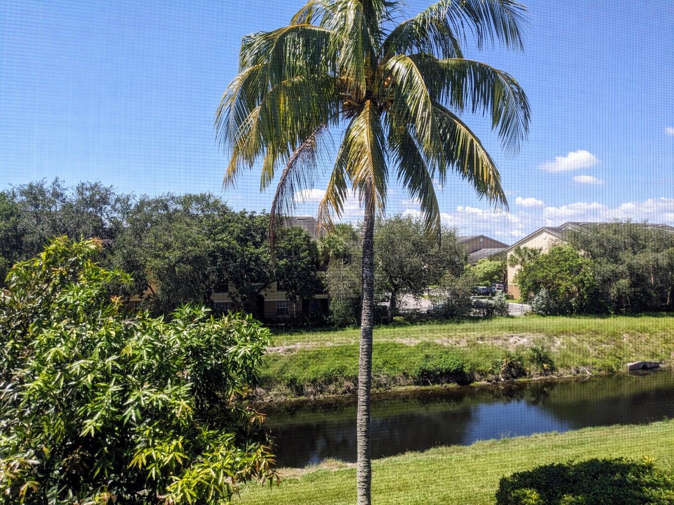 2812 Garden Drive 306