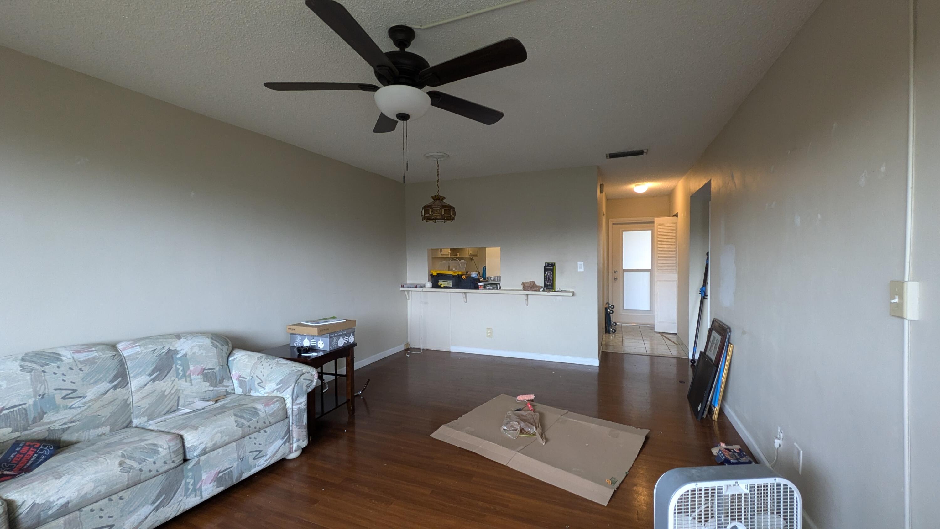 2812 Garden Drive 306