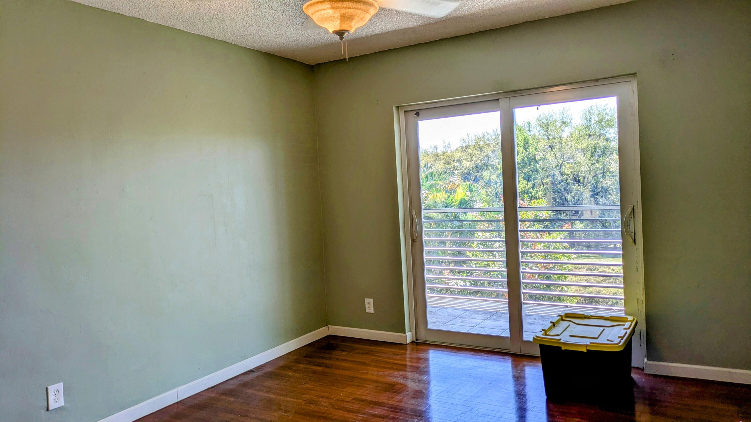 2812 Garden Drive 306