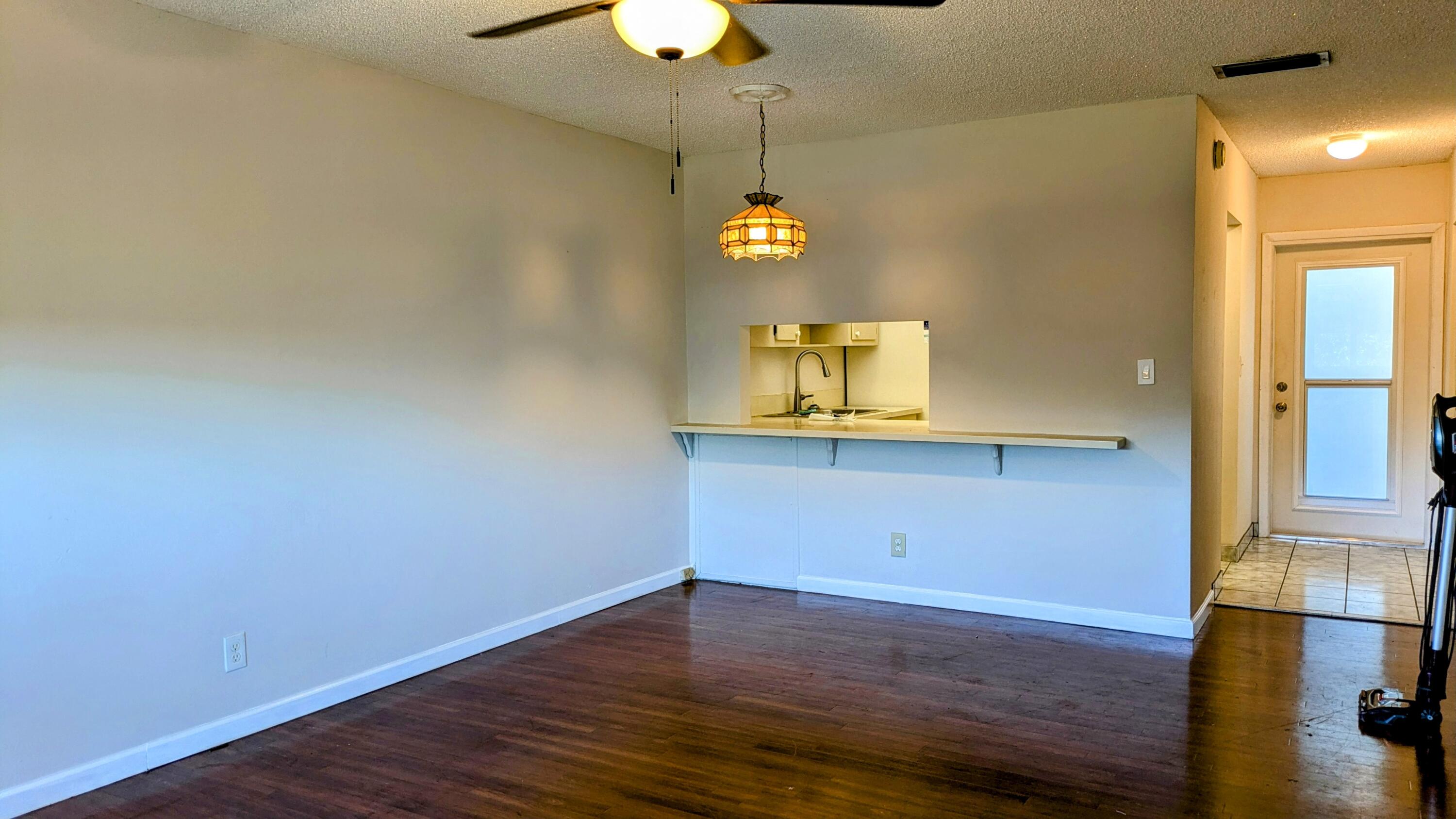 2812 Garden Drive 306
