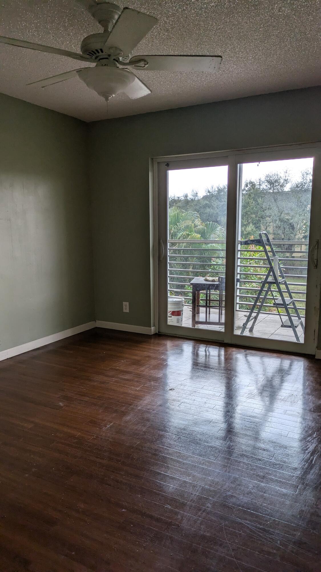 2812 Garden Drive 306
