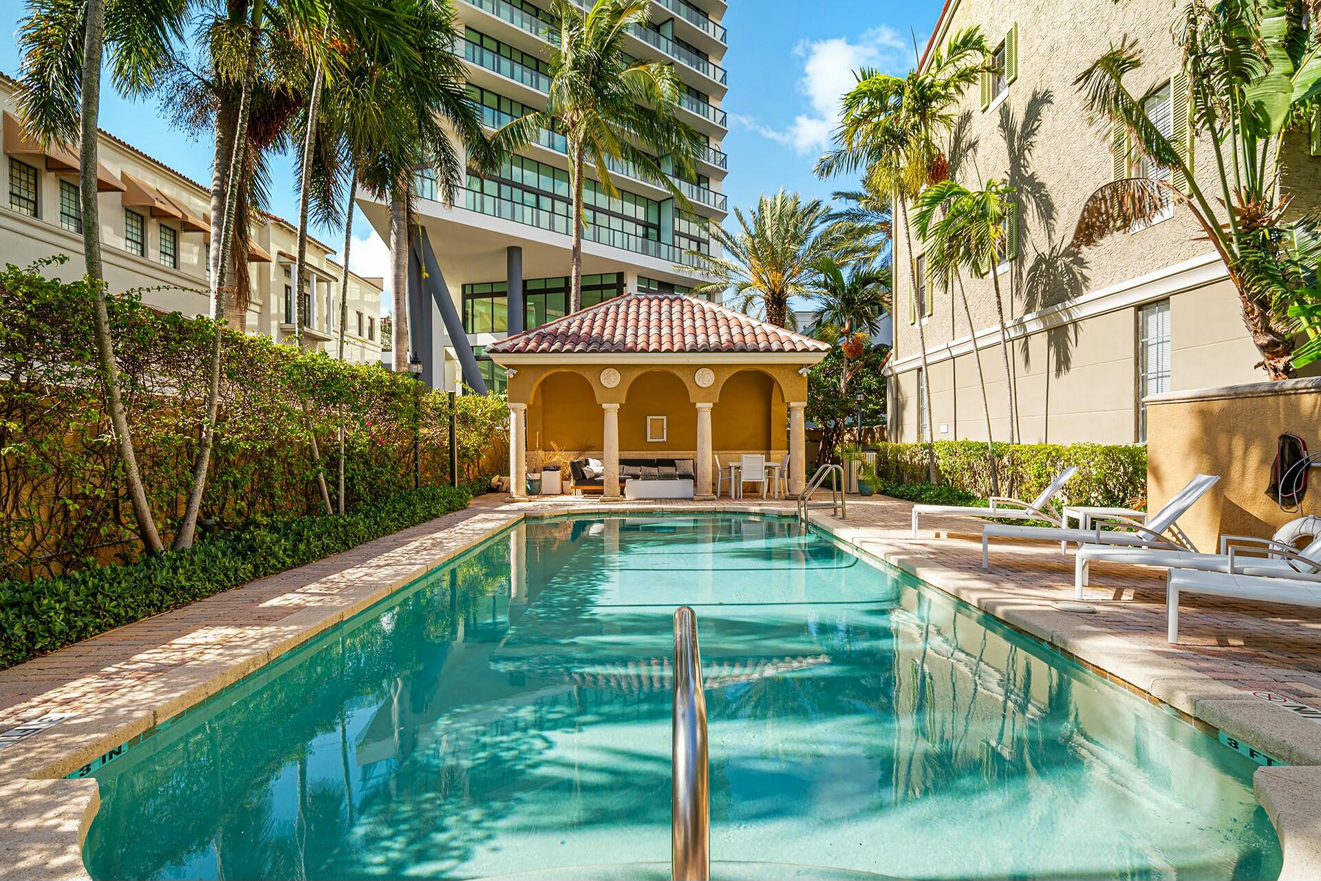 580 S Sapodilla Avenue 206