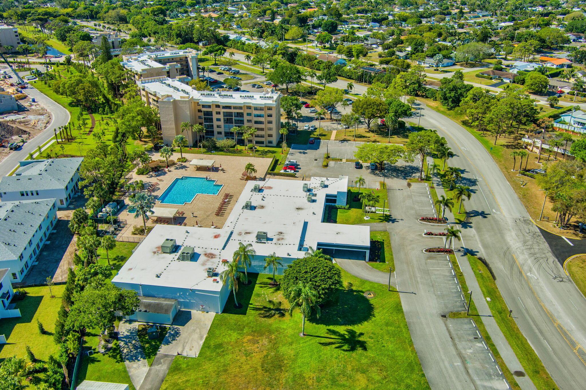 4700 Lucerne Lakes Boulevard 206