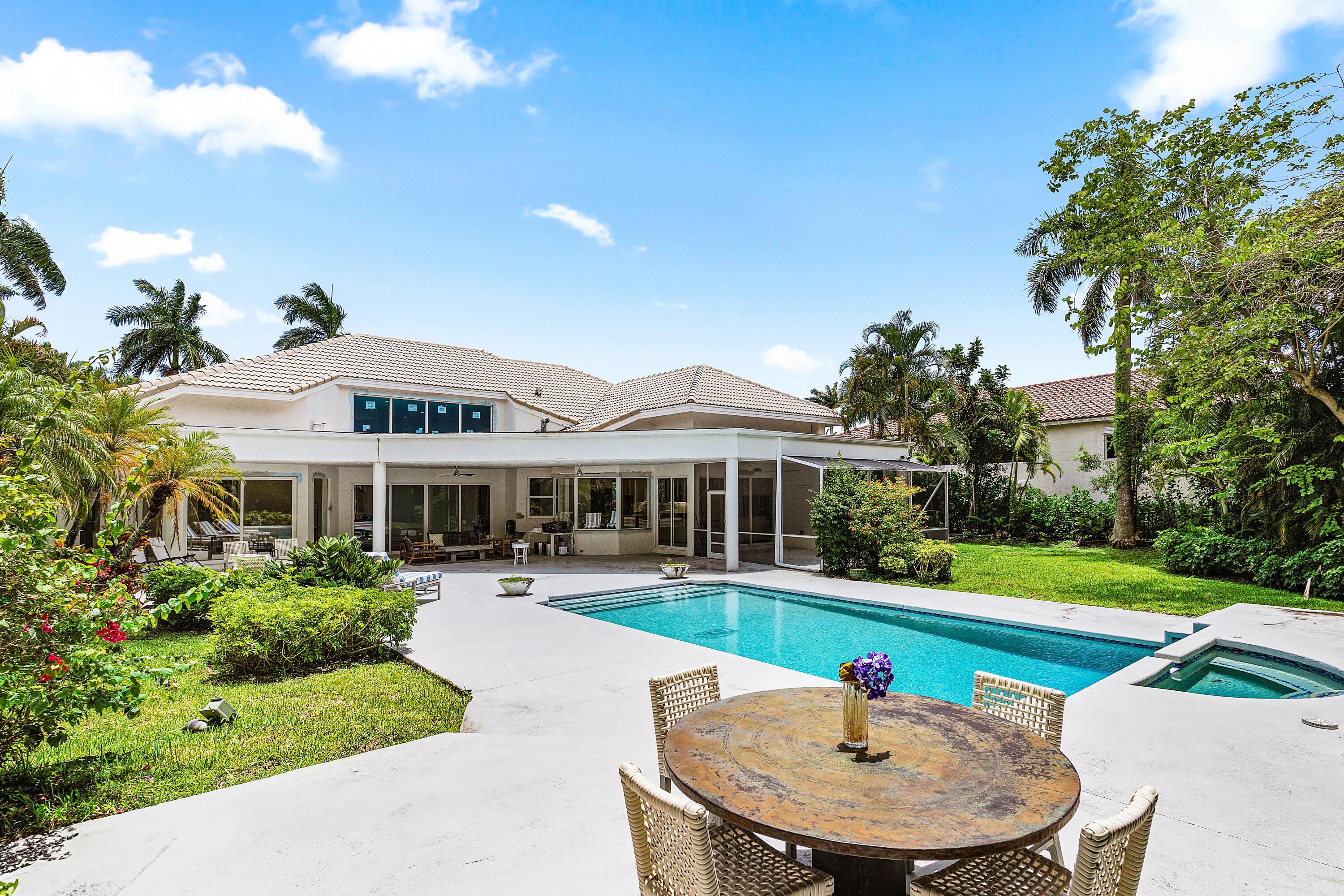13795 Le Bateau Lane