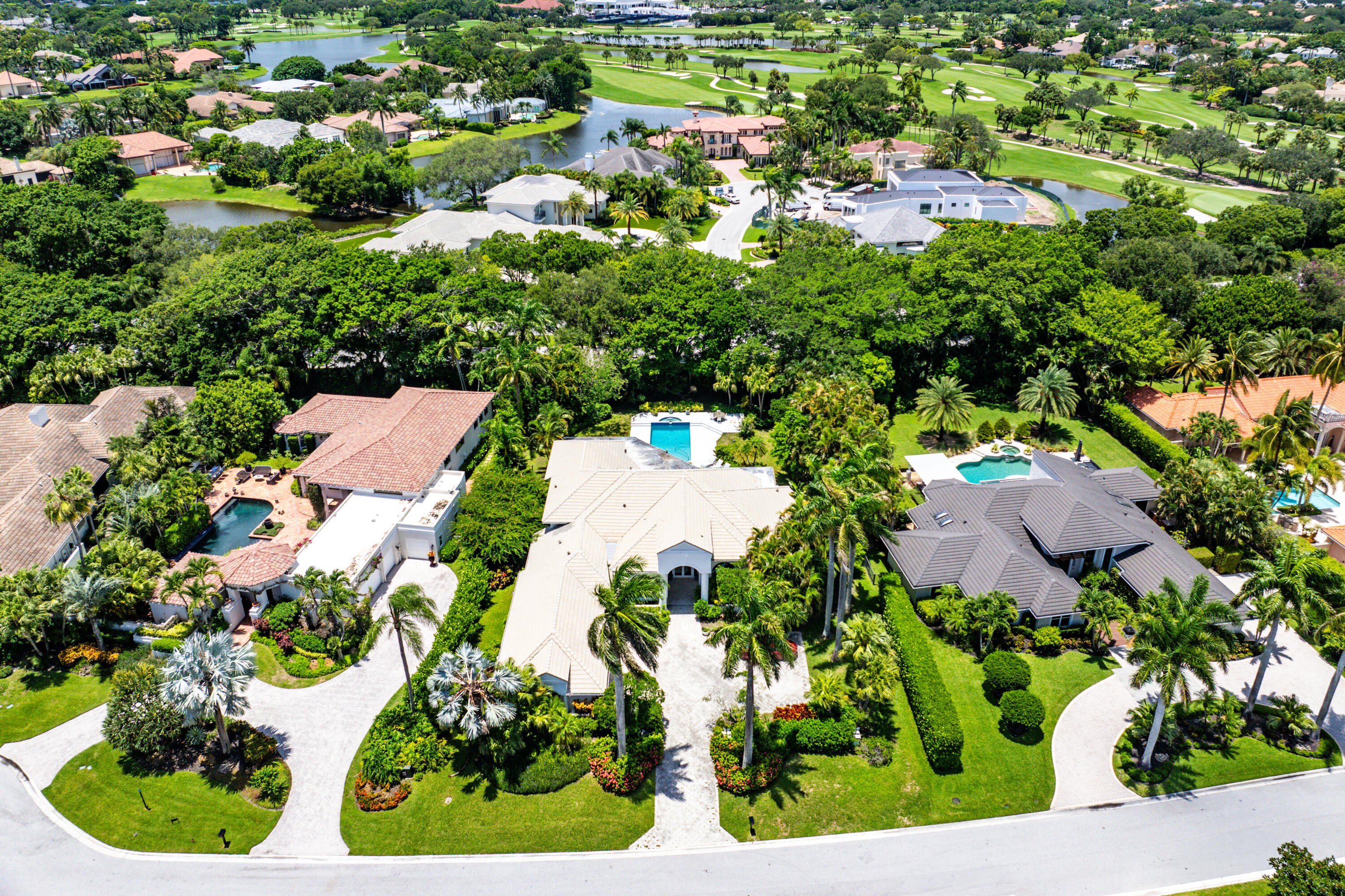 13795 Le Bateau Lane
