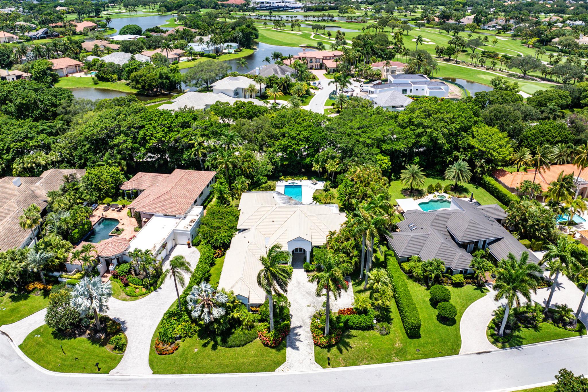 13795 Le Bateau Lane