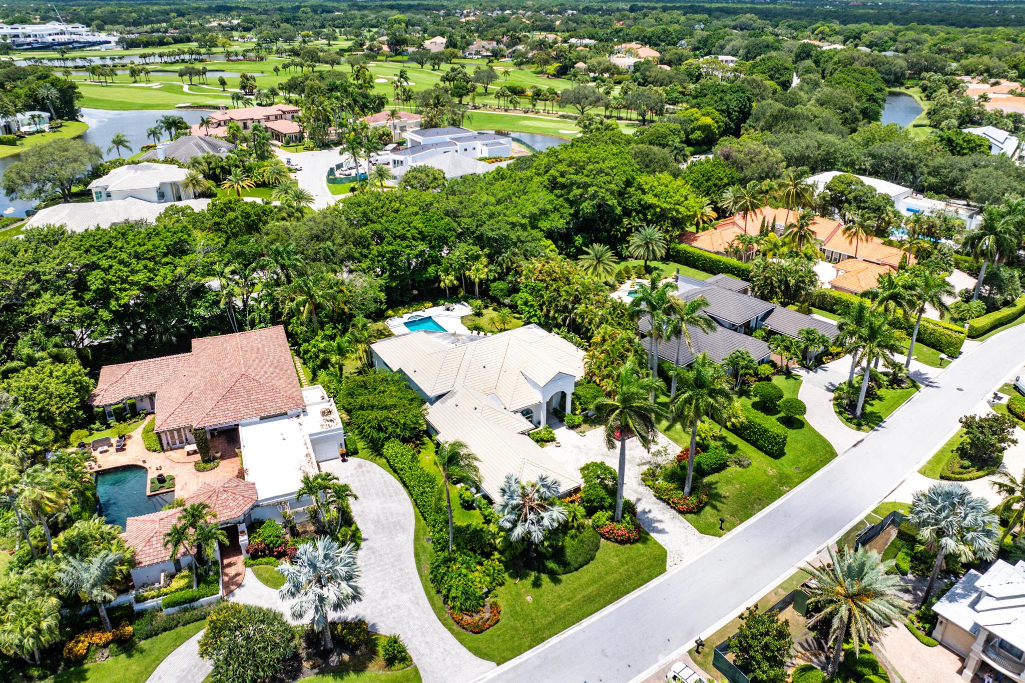 13795 Le Bateau Lane