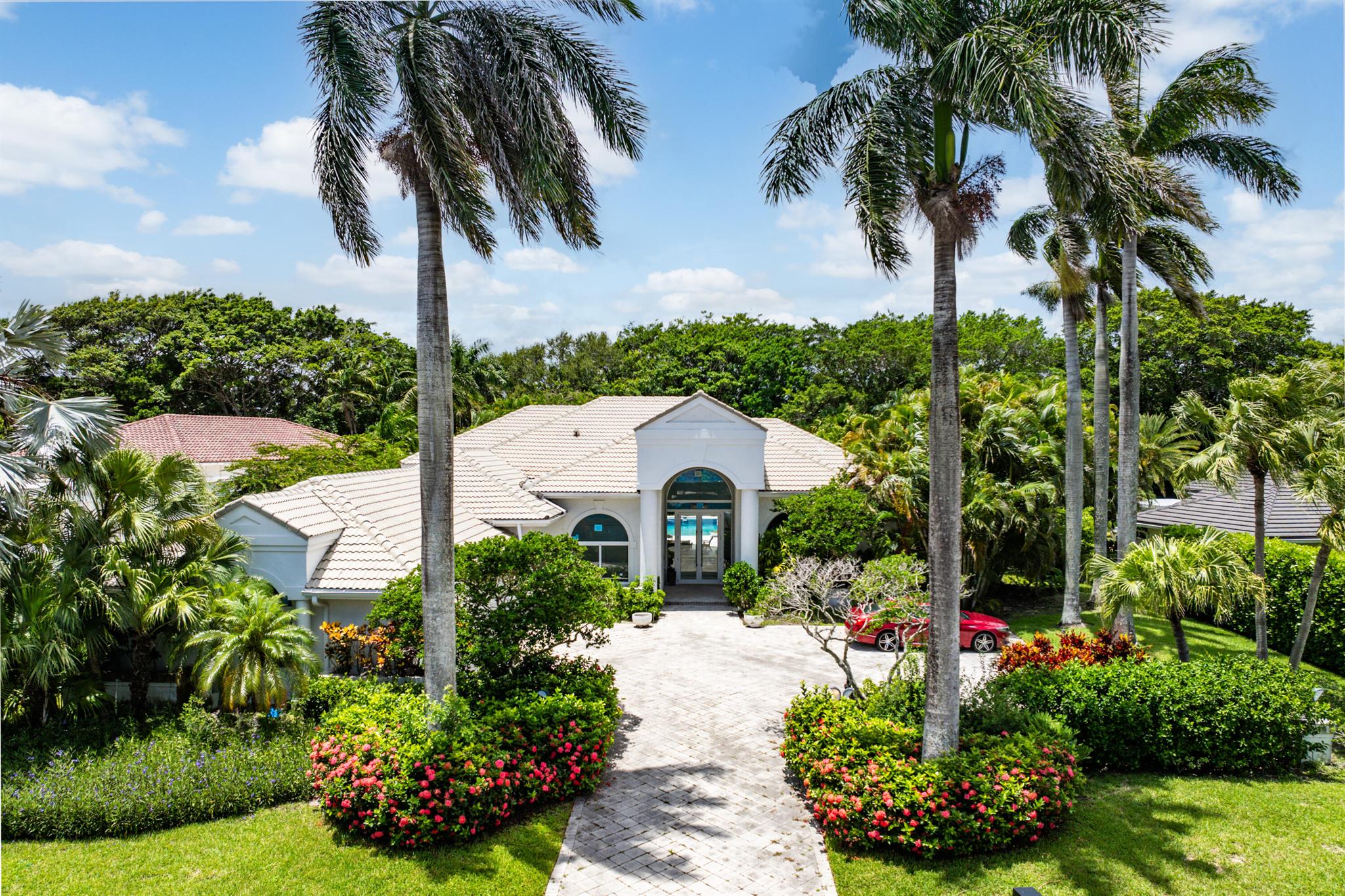 13795 Le Bateau Lane