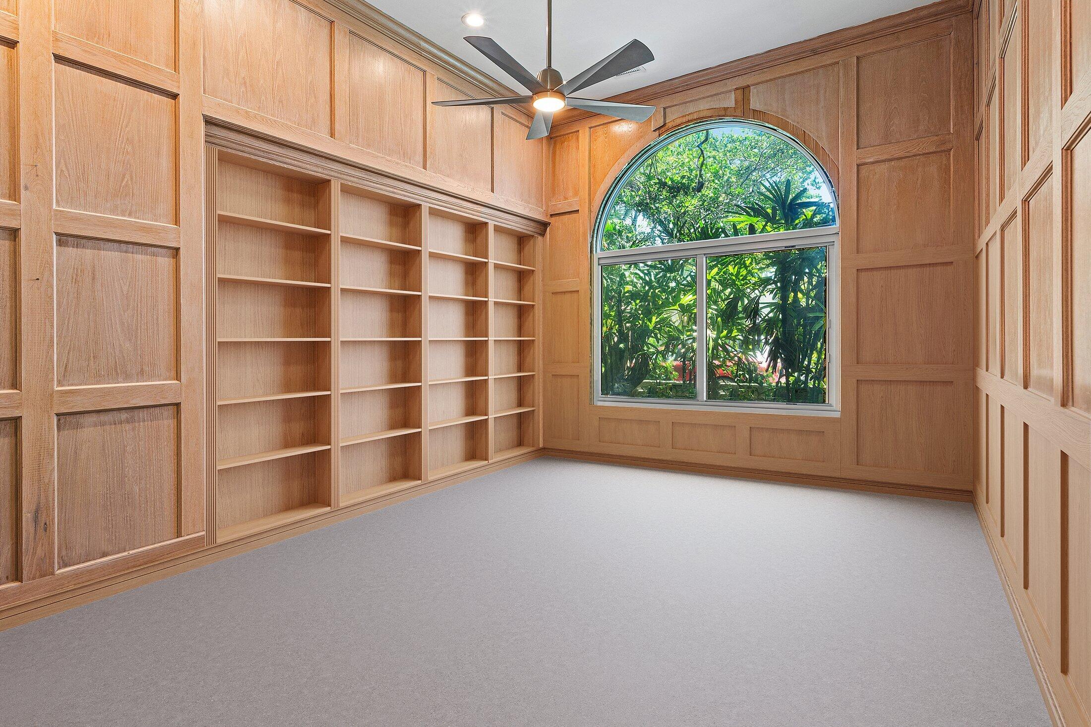 13795 Le Bateau Lane