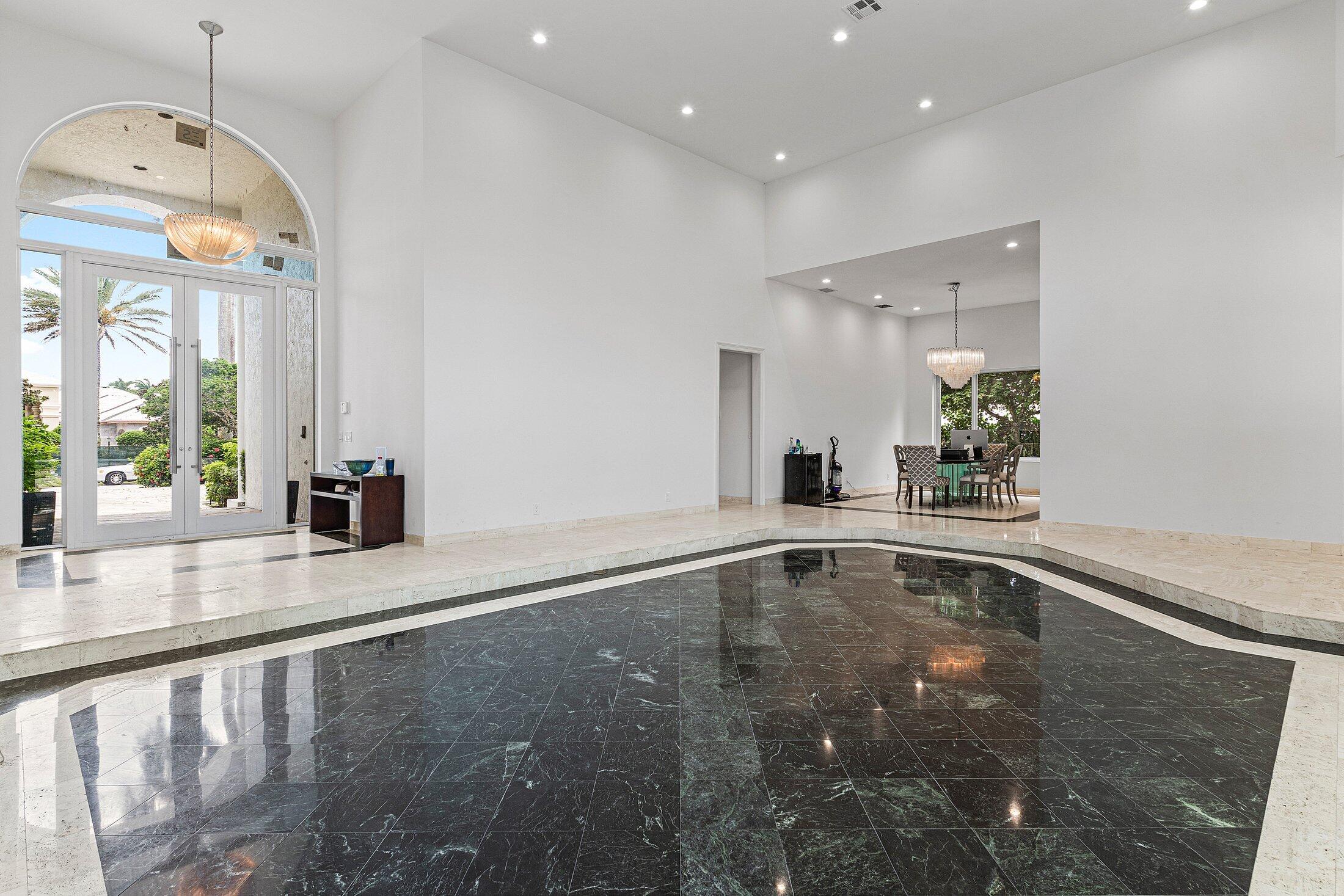13795 Le Bateau Lane