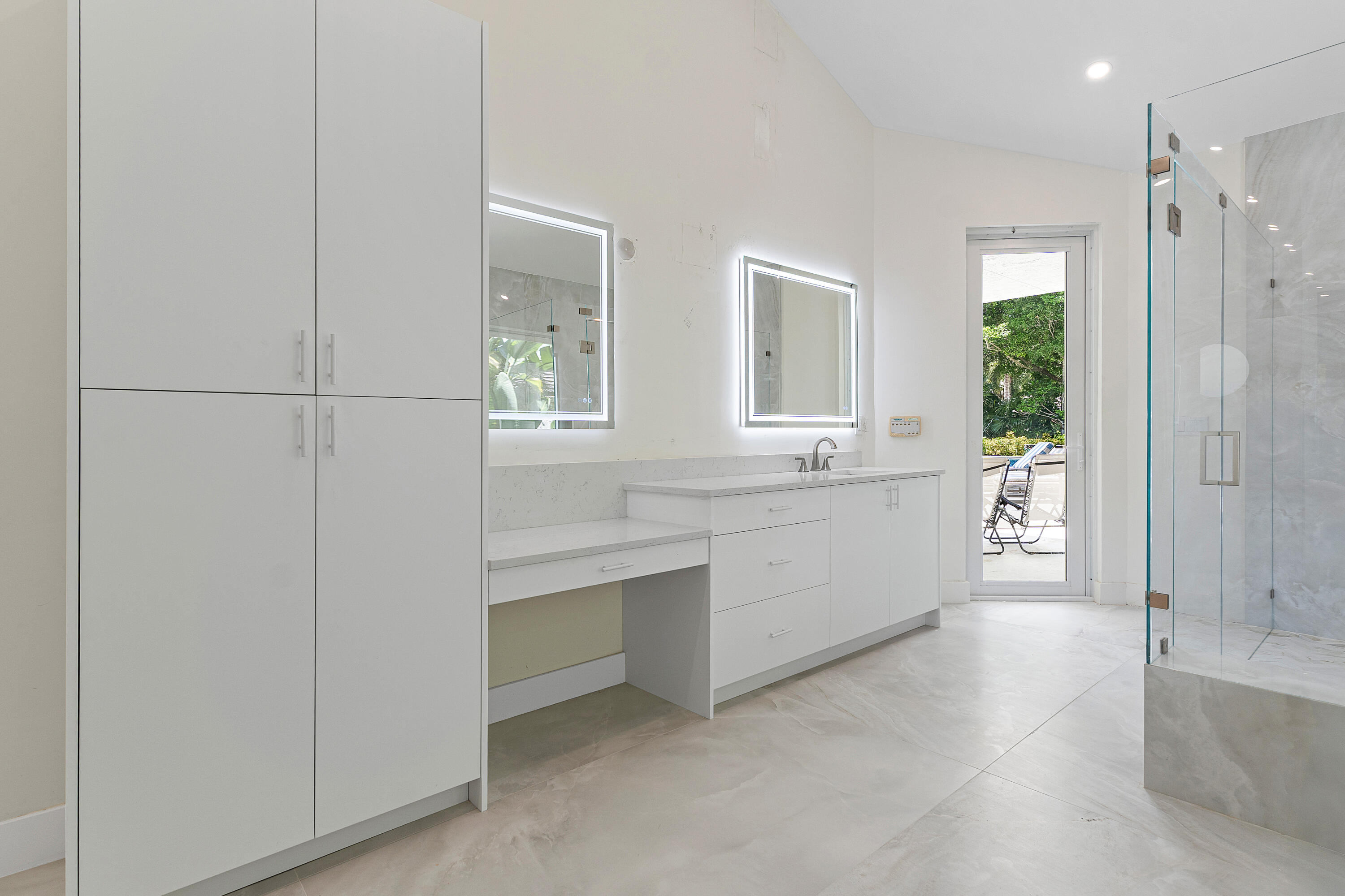 13795 Le Bateau Lane