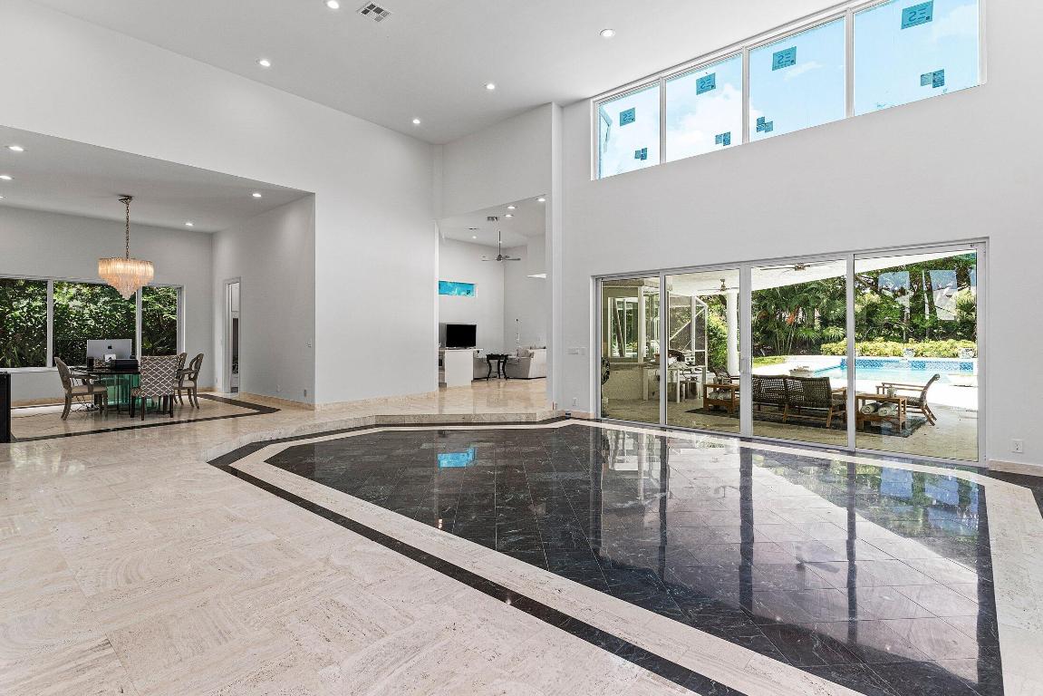 13795 Le Bateau Lane