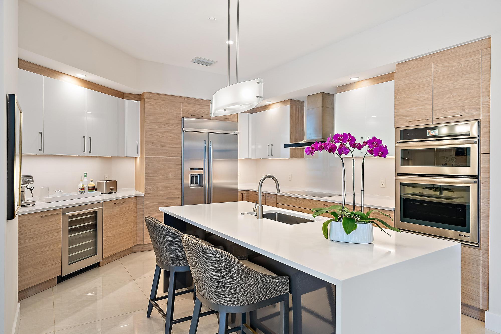 108 Water Club Court N