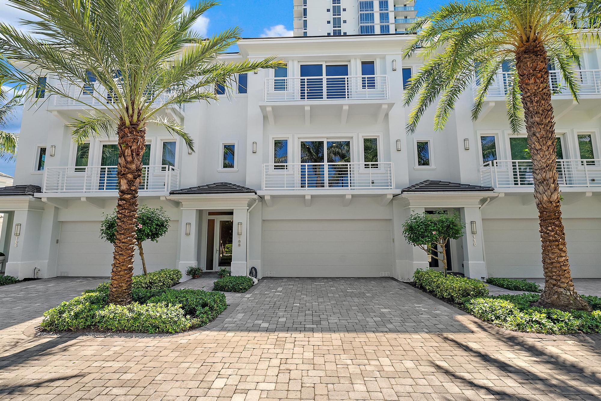 108 Water Club Court N