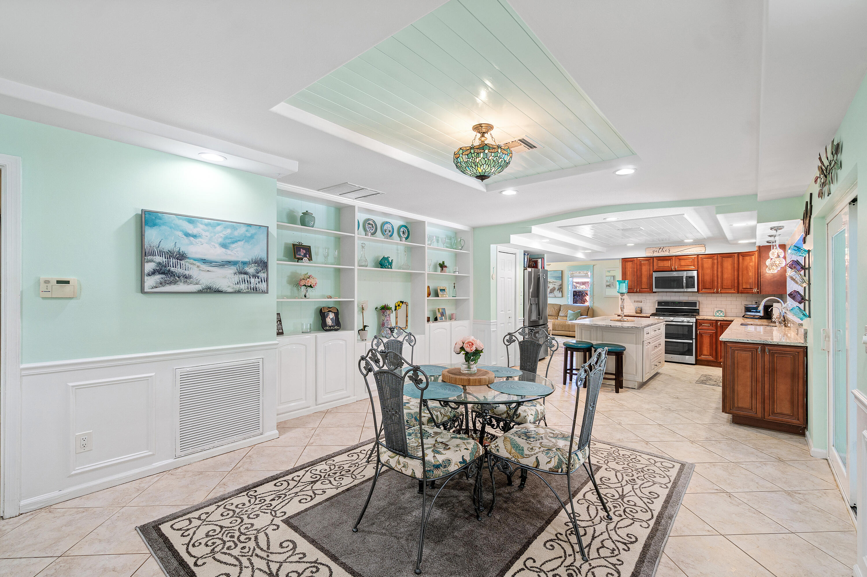 1108 Petrel Road