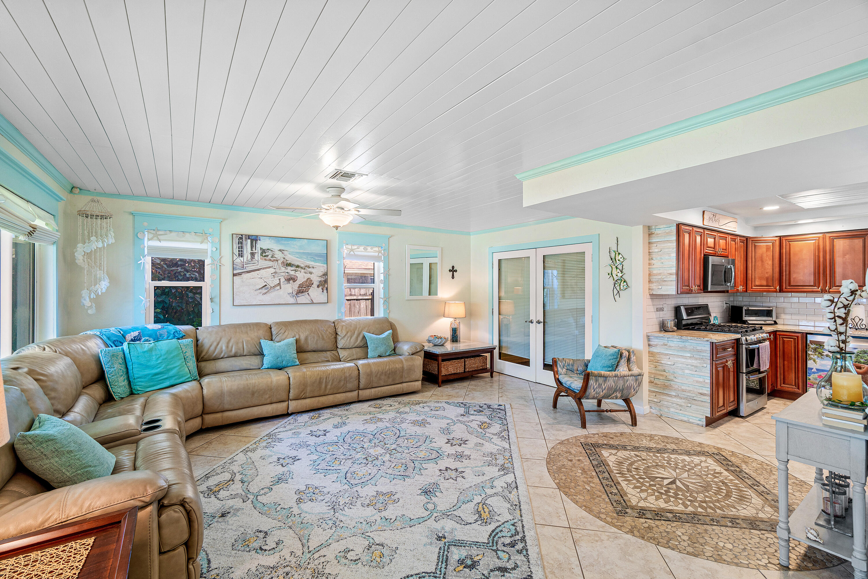 1108 Petrel Road