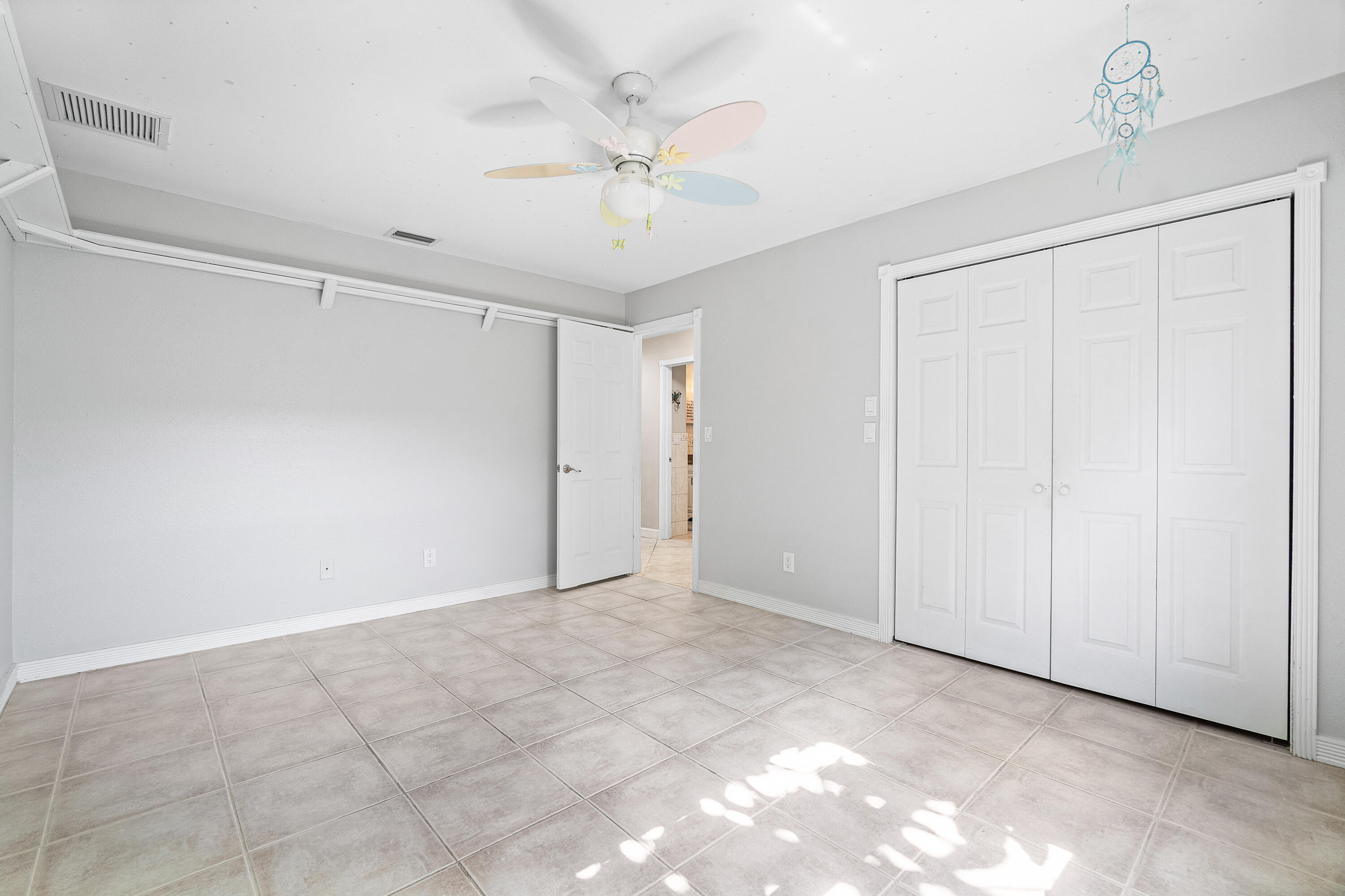 1108 Petrel Road