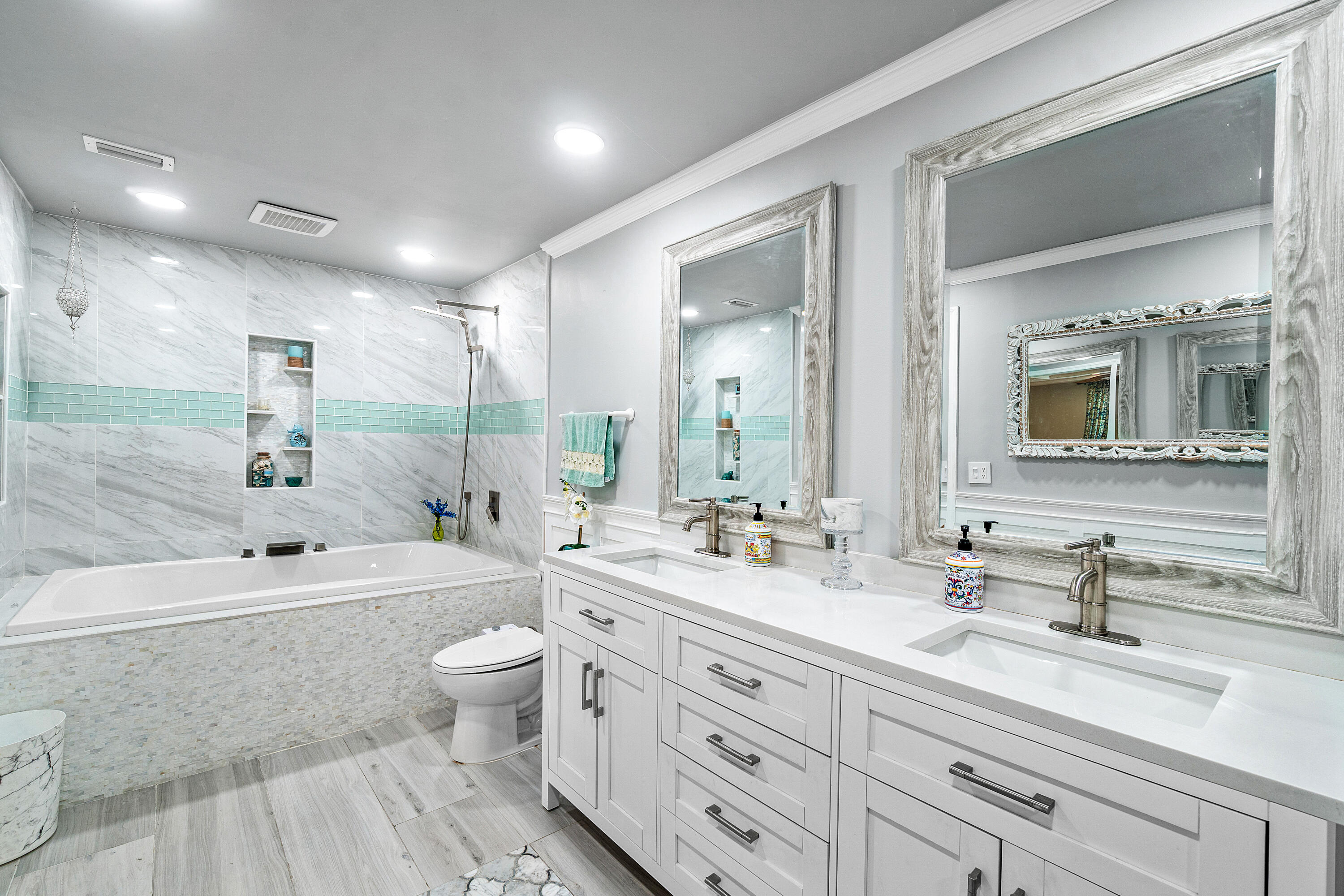 1108 Petrel Road