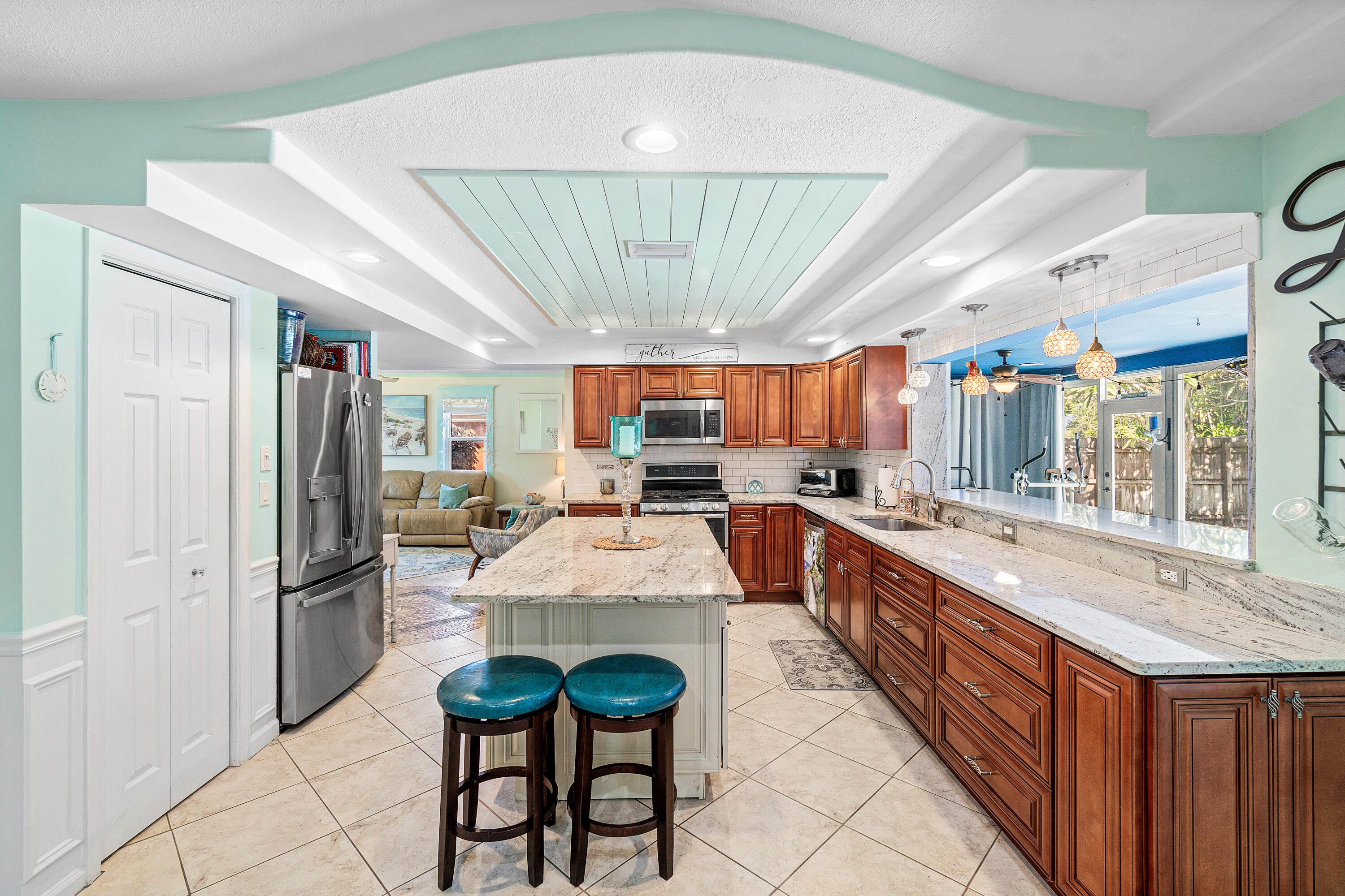 1108 Petrel Road