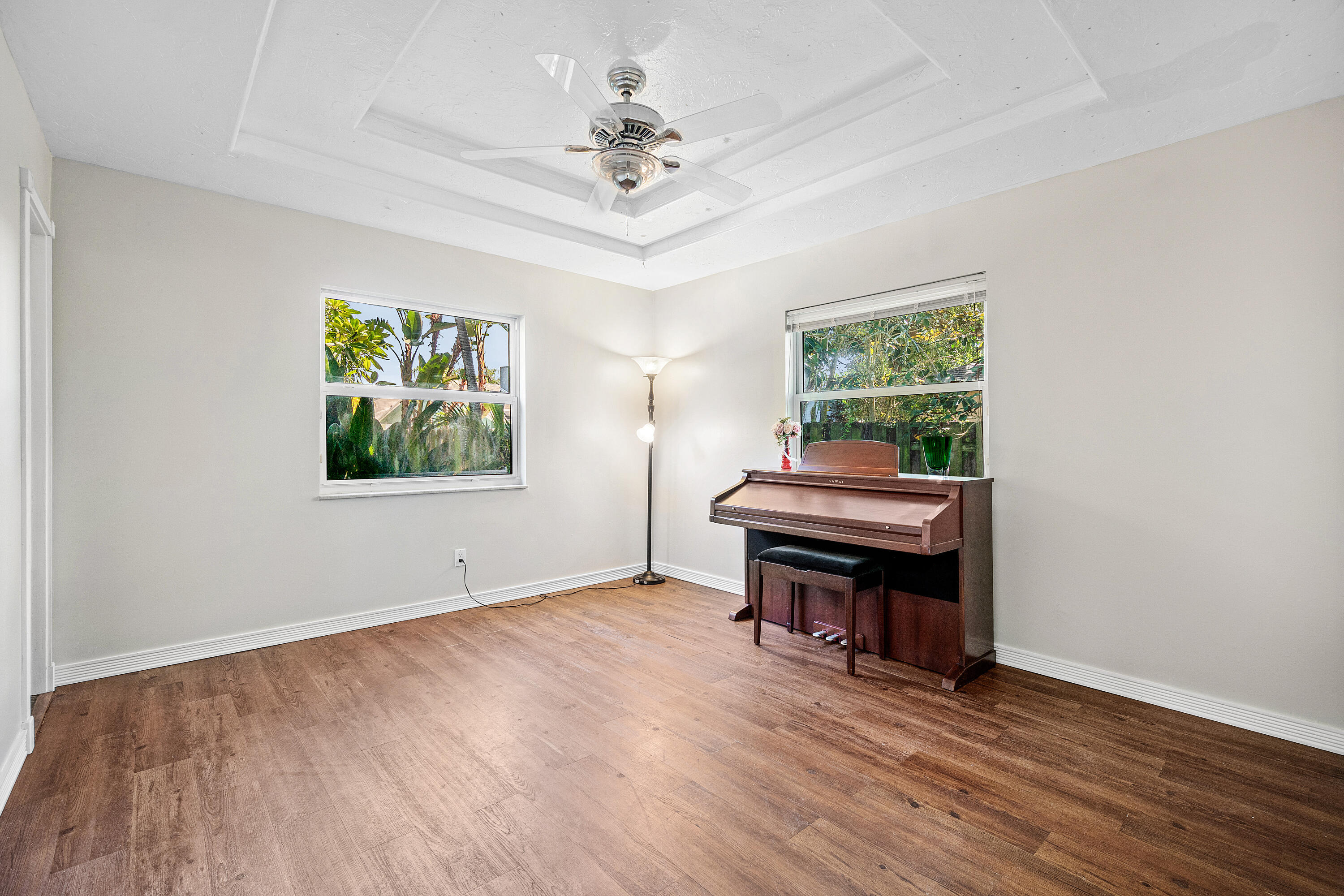 1108 Petrel Road