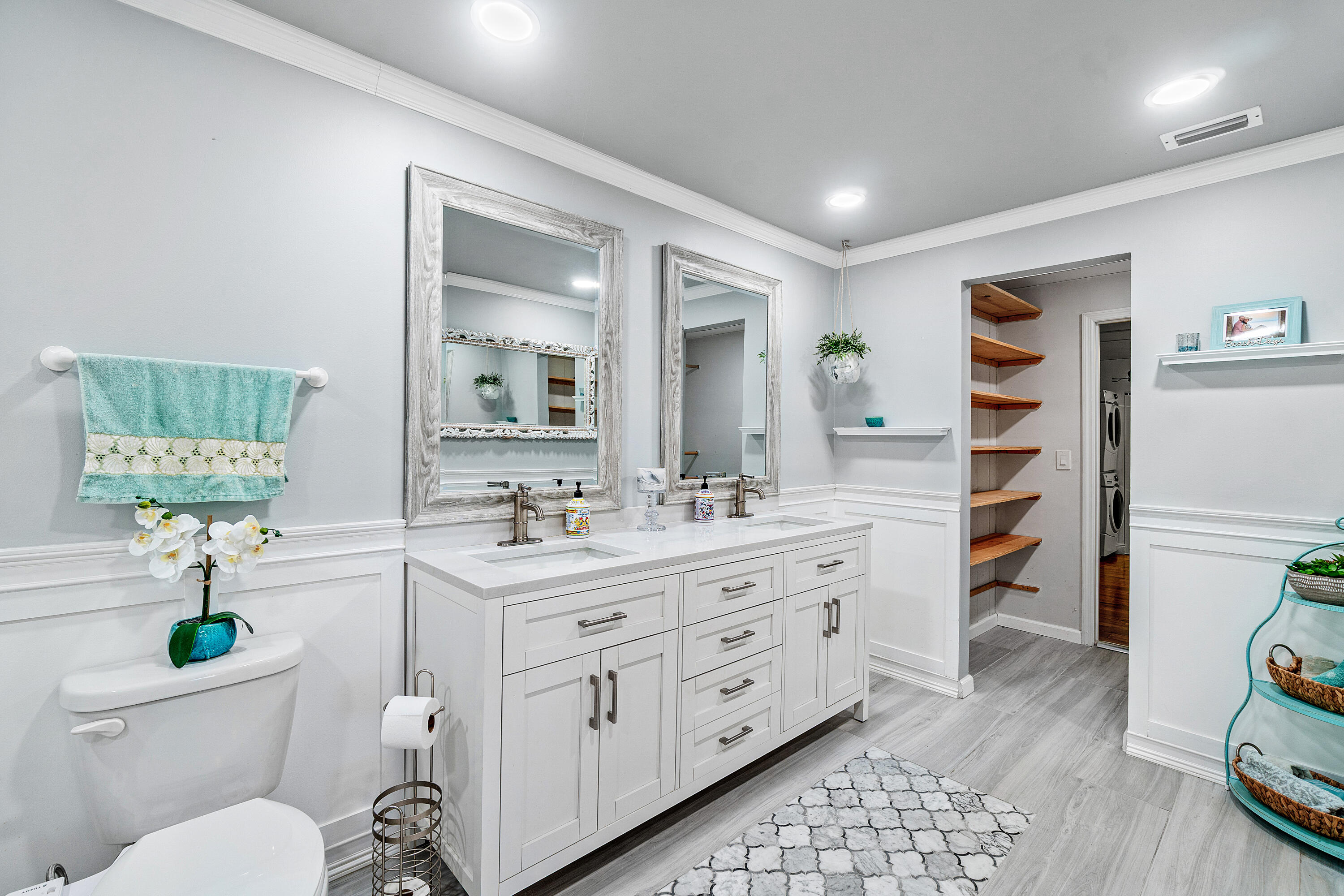 1108 Petrel Road