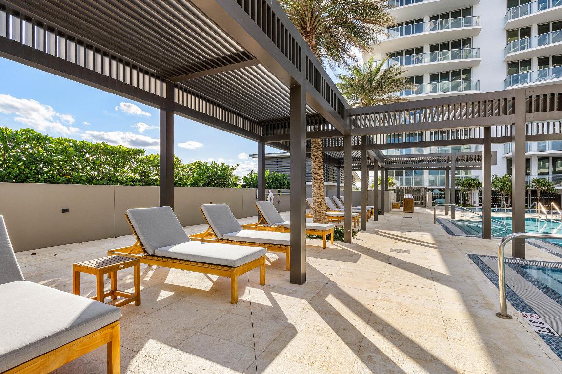 3100 N Ocean Drive H-1209