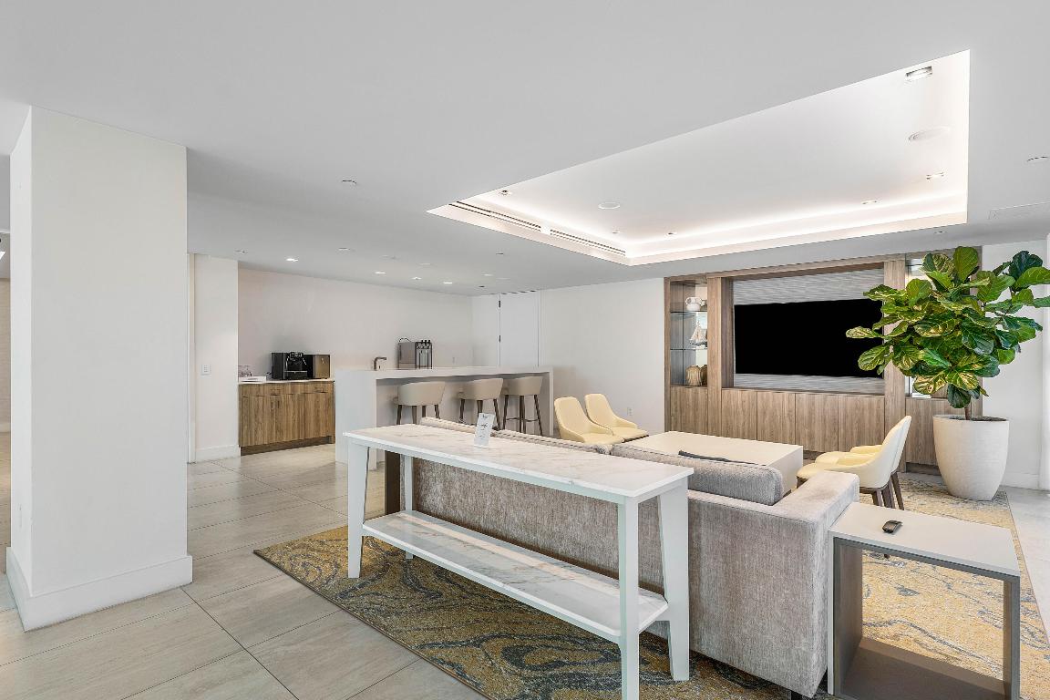 3100 N Ocean Drive H-1209