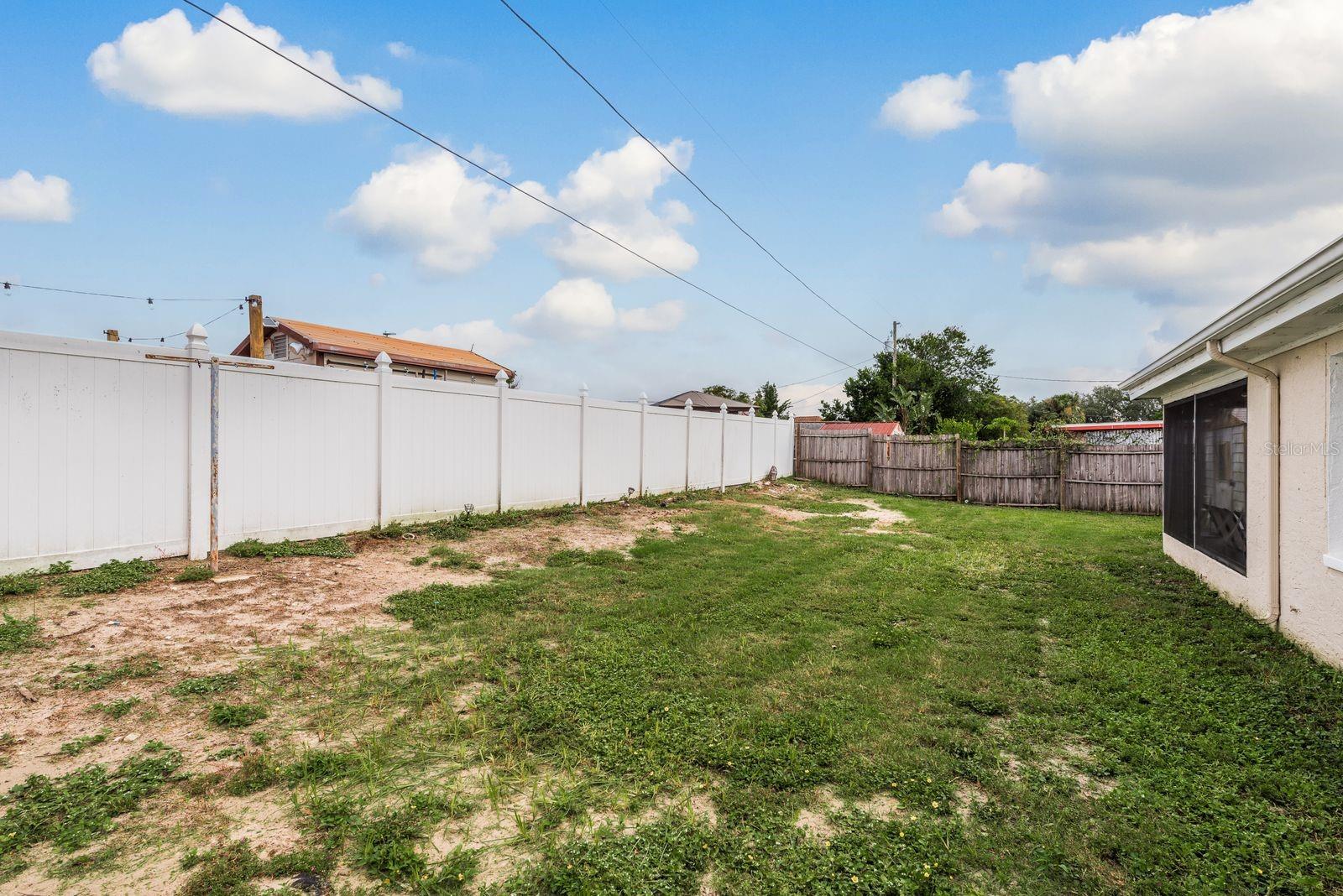4301 CANTERBERRY DR