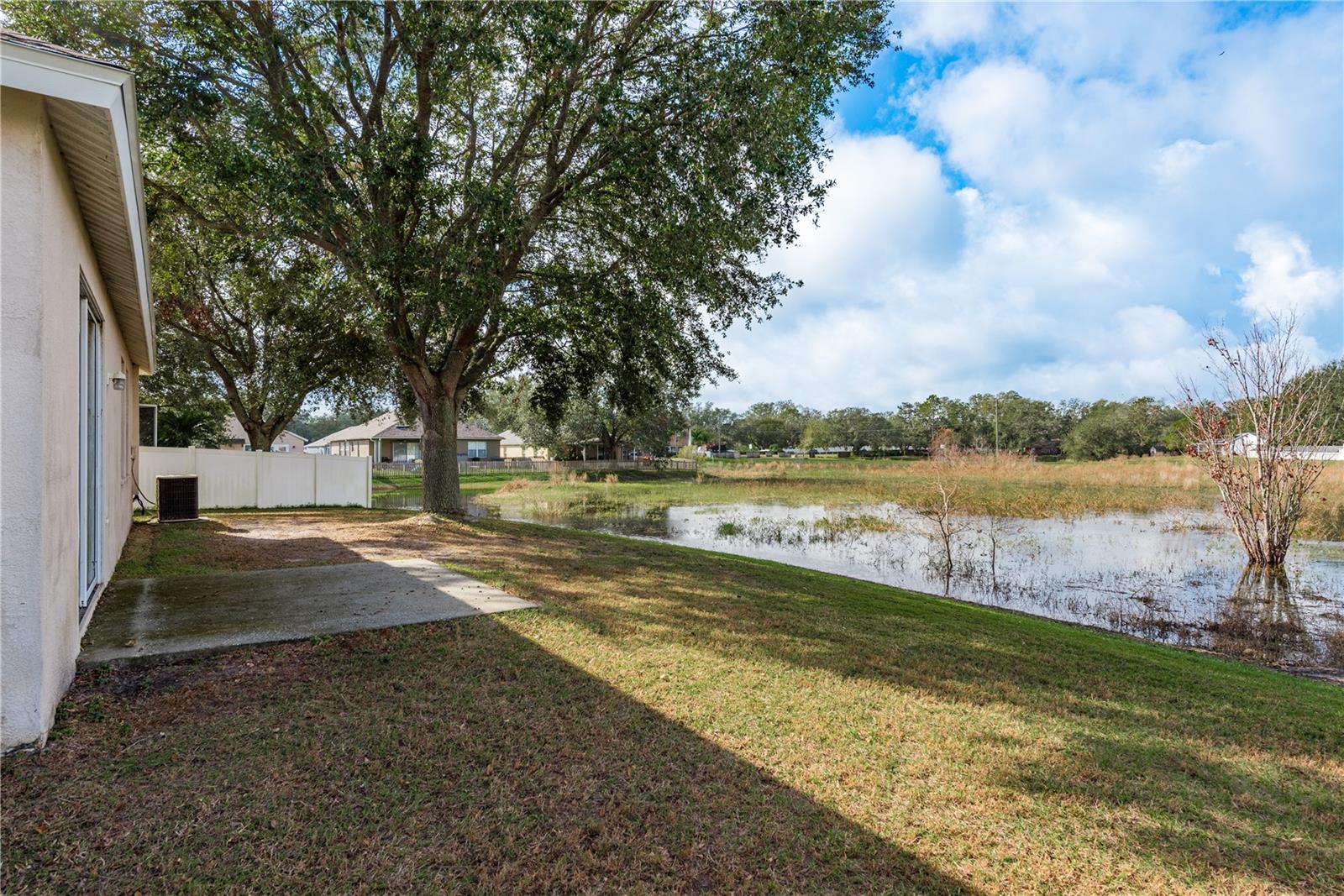 24311 BREEZY OAK CT
