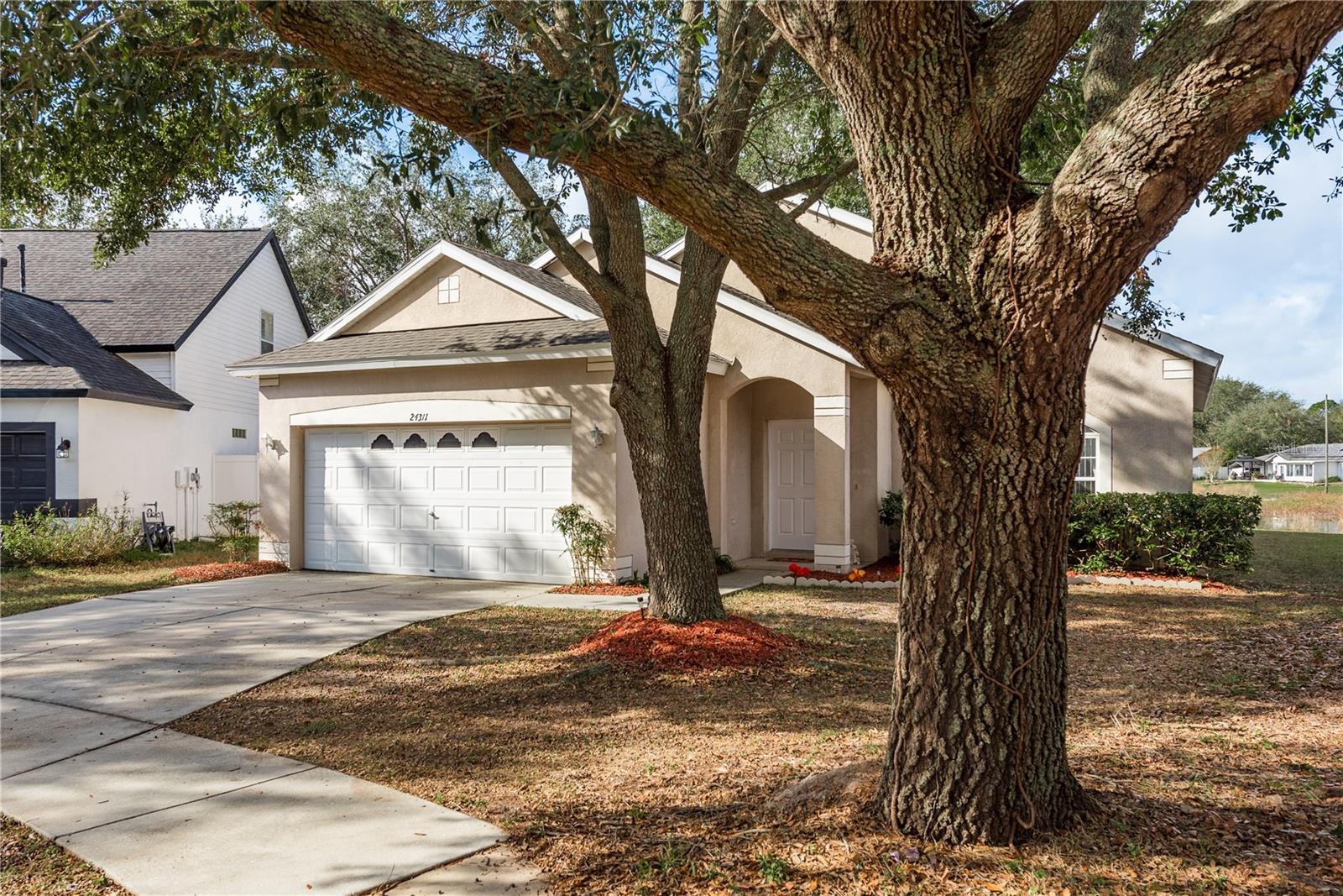 24311 BREEZY OAK CT