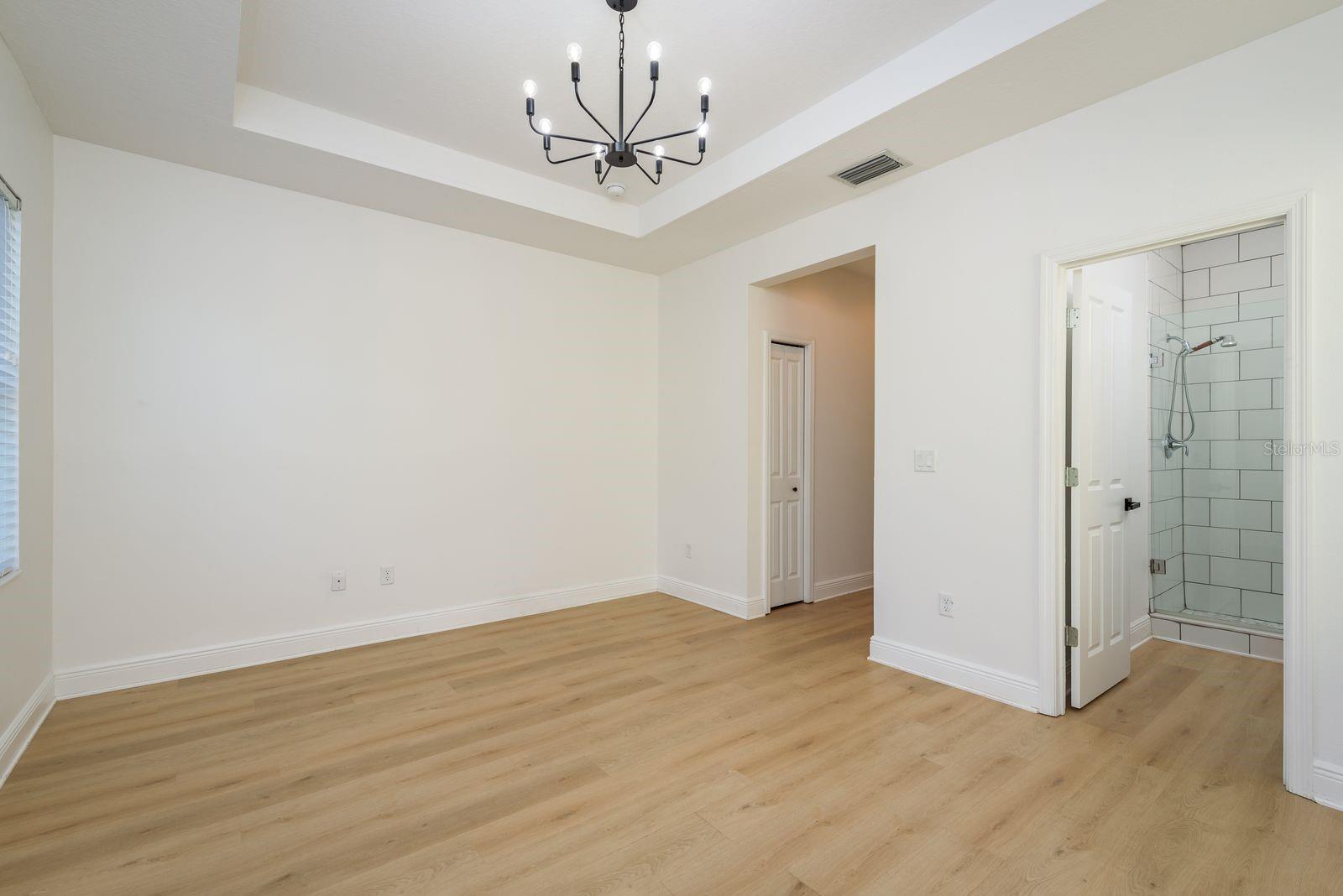 637 JETSTAR LN