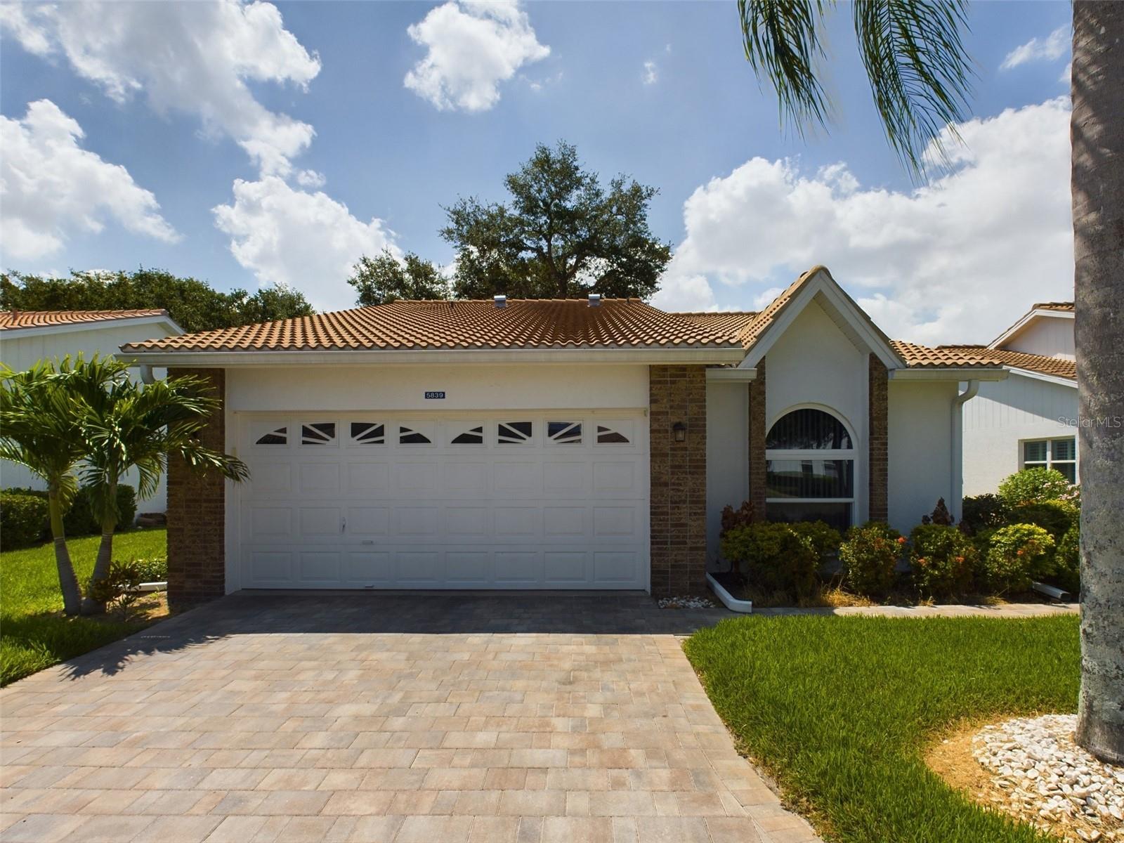 5839 GARDEN LAKES DR