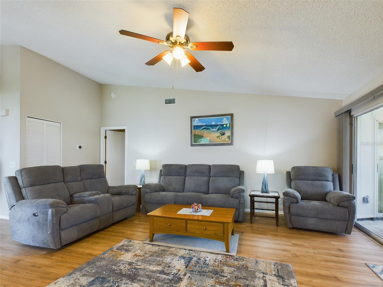 5839 GARDEN LAKES DR