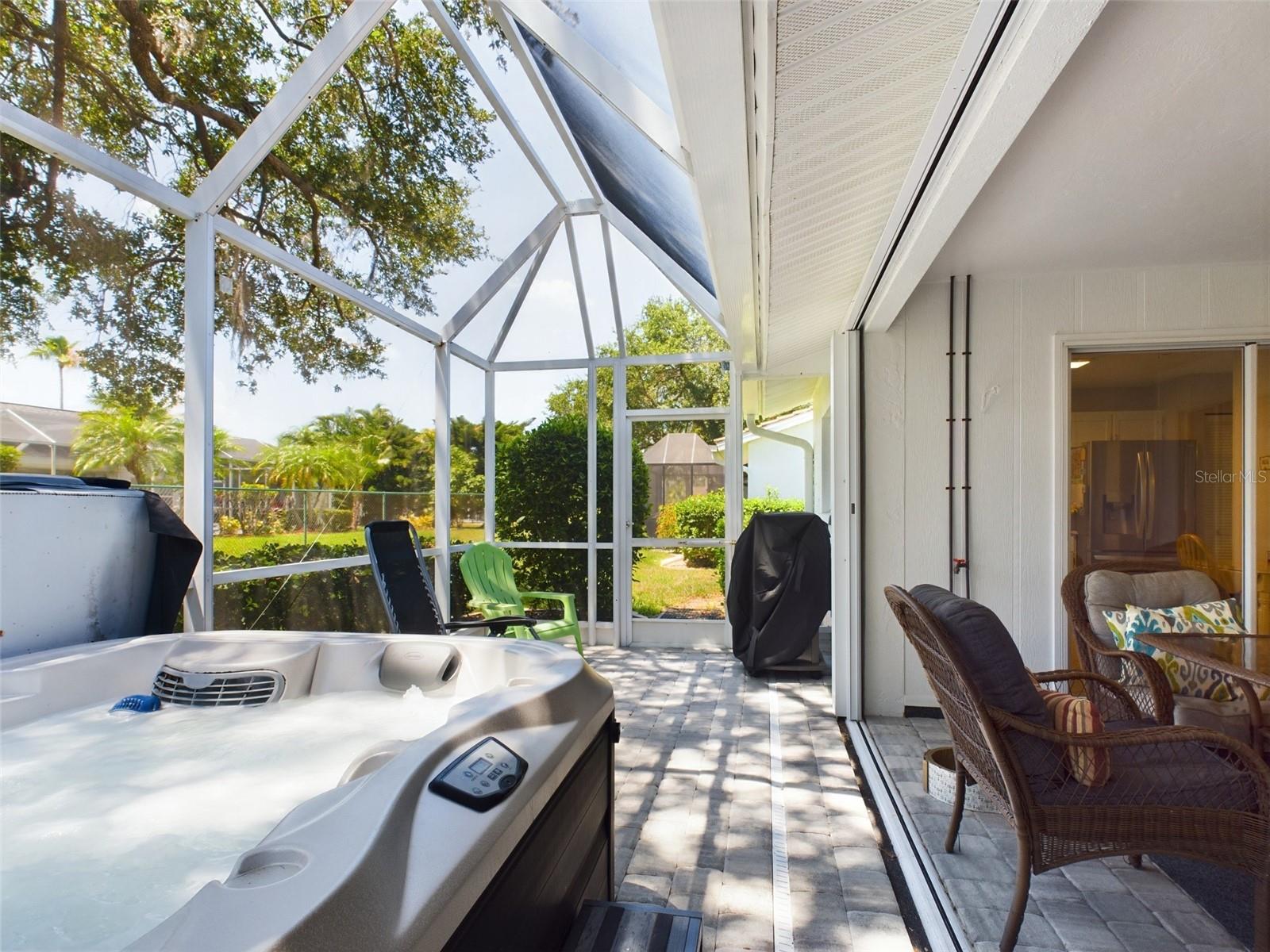 5839 GARDEN LAKES DR