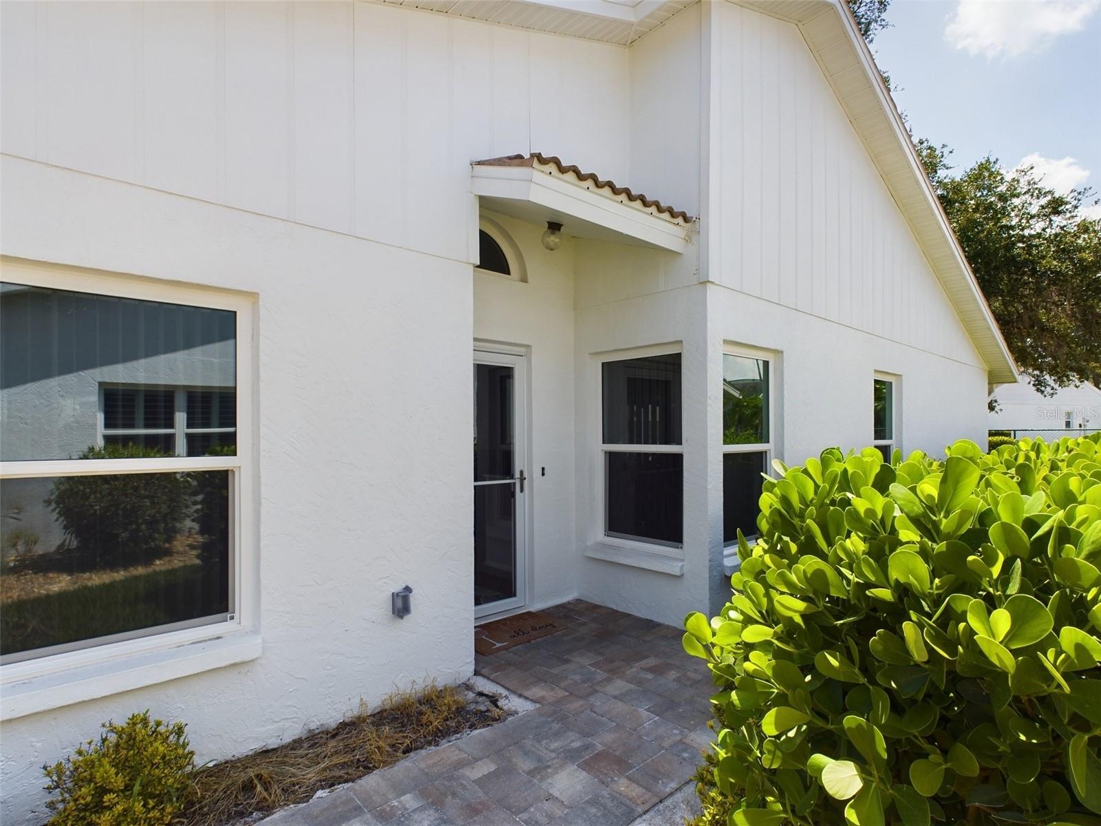 5839 GARDEN LAKES DR