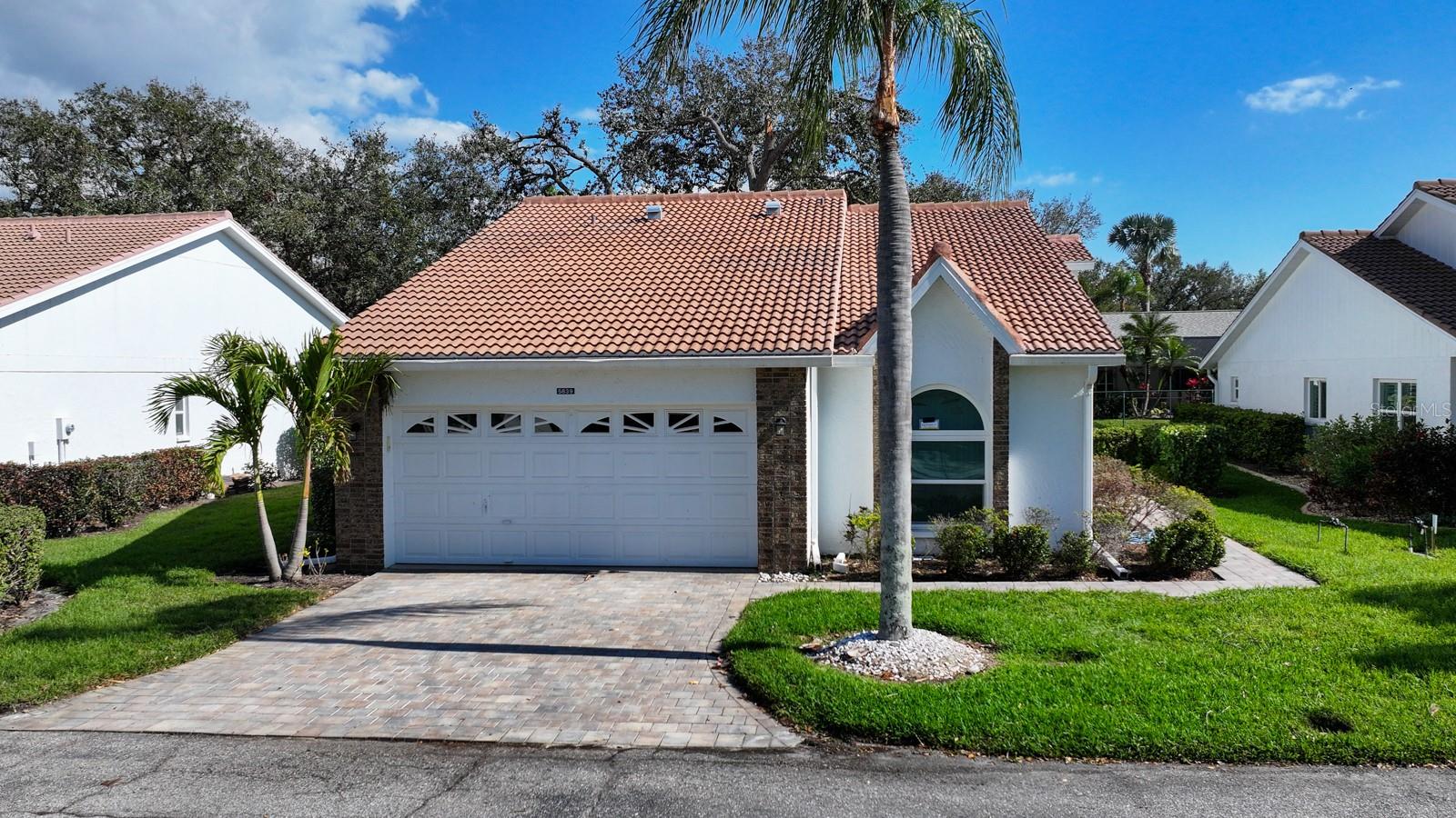 5839 GARDEN LAKES DR