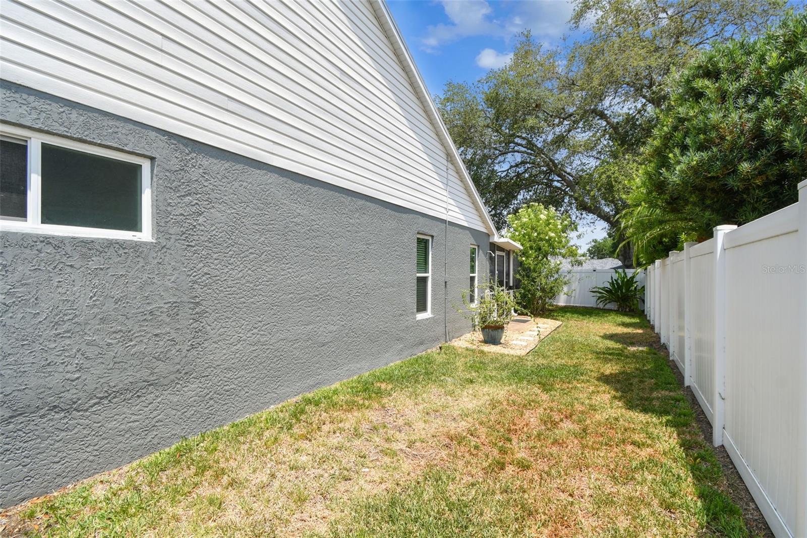 2667 ASPEN CT
