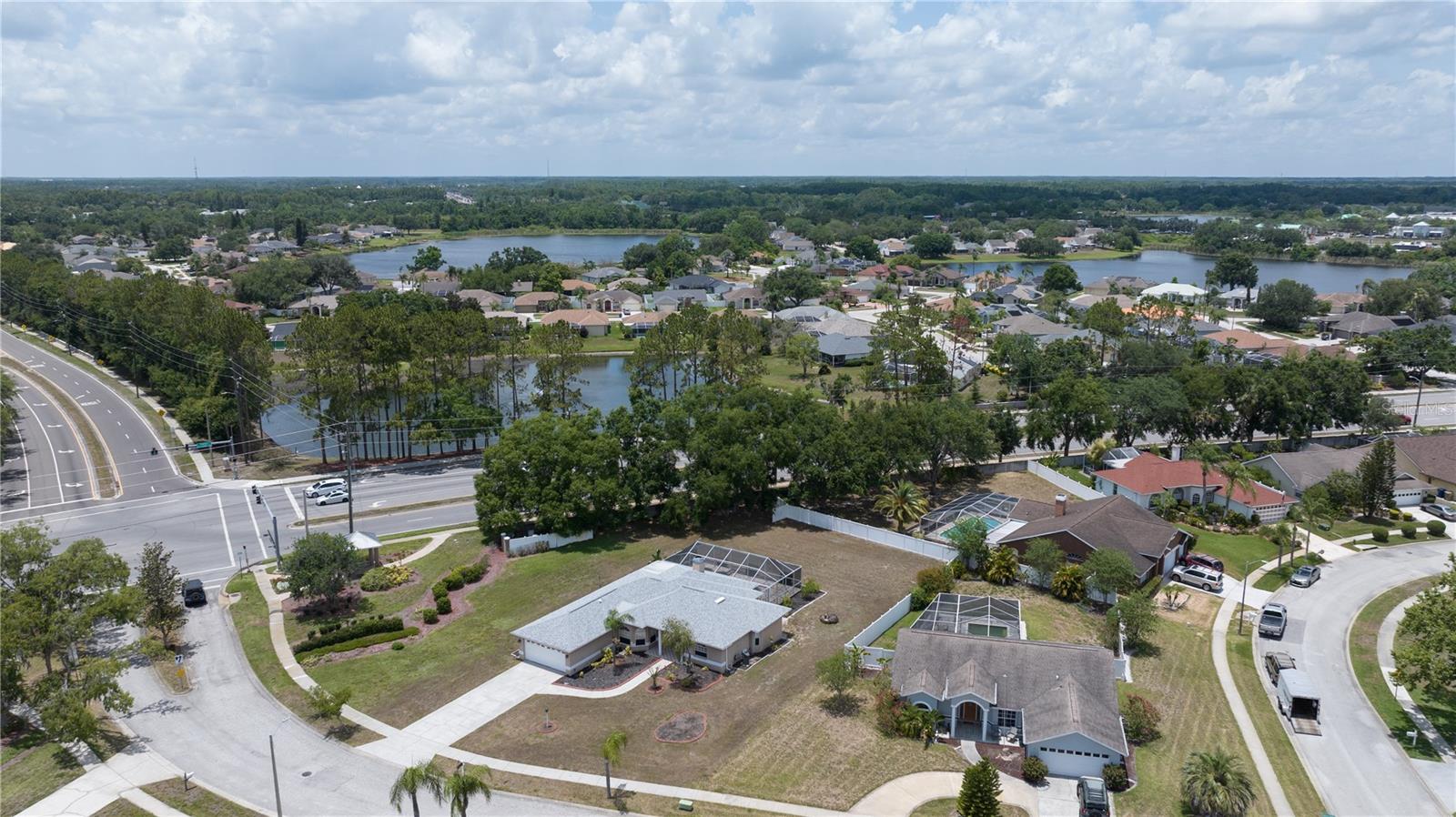 22755 CYPRESS TRAIL DR