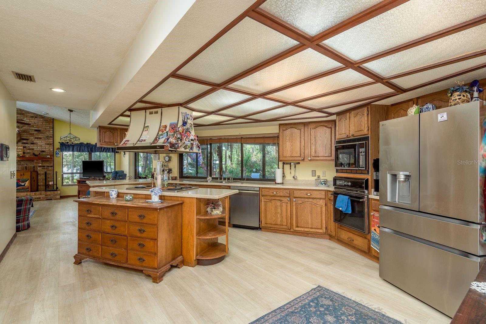 14449 WADSWORTH DR