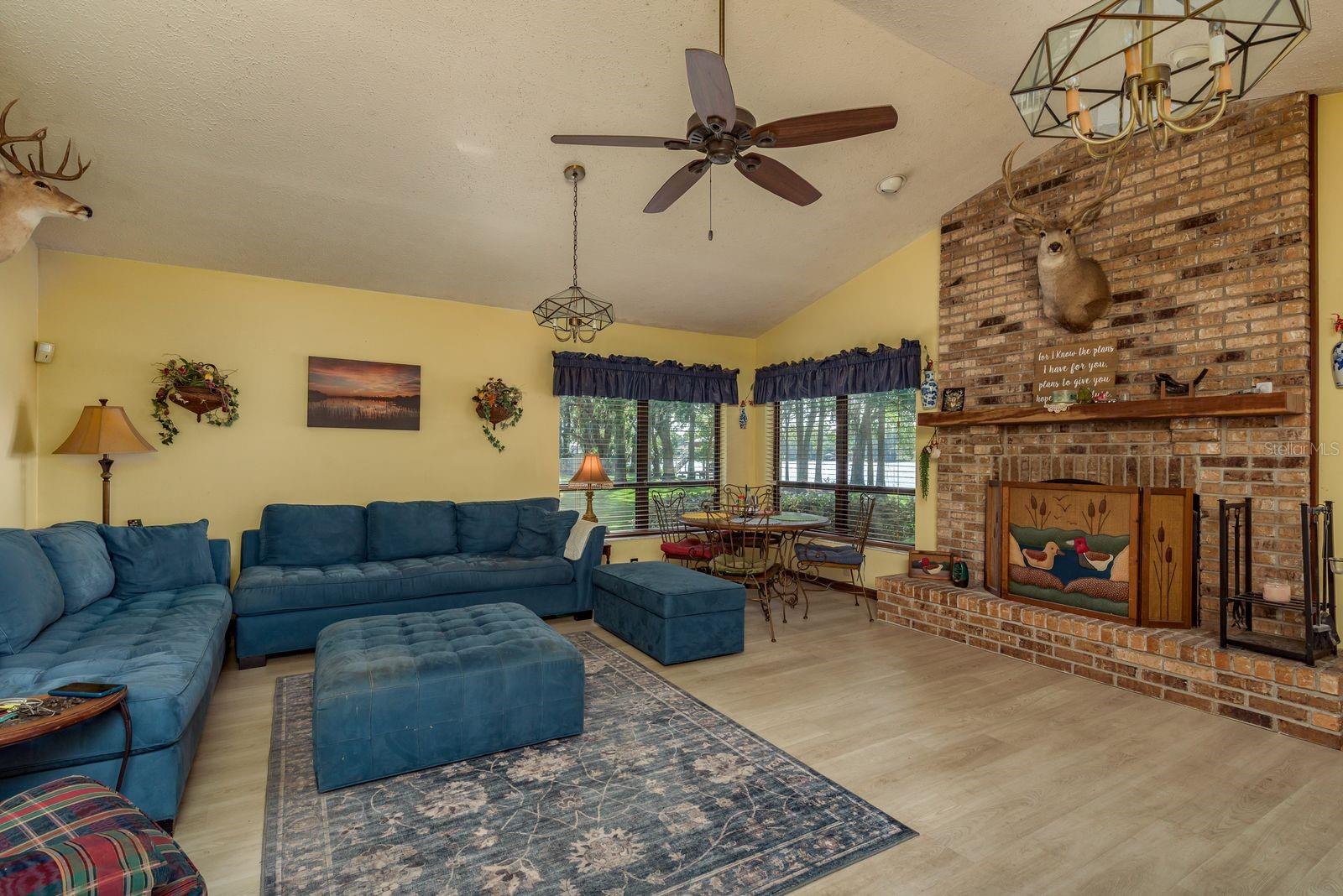 14449 WADSWORTH DR