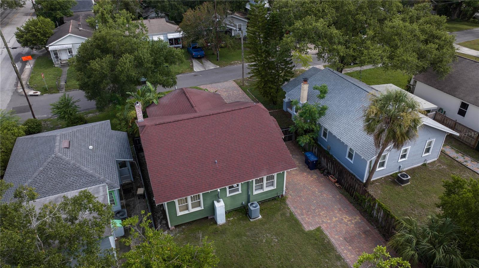 216 W SOUTH AVE