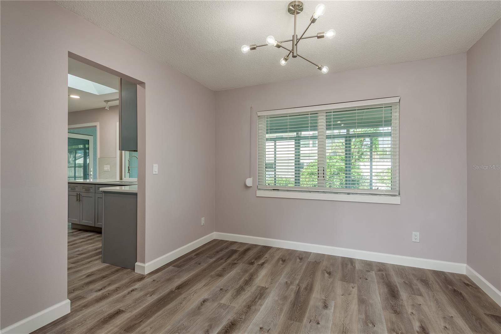 5630 VENETIAN BLVD NE