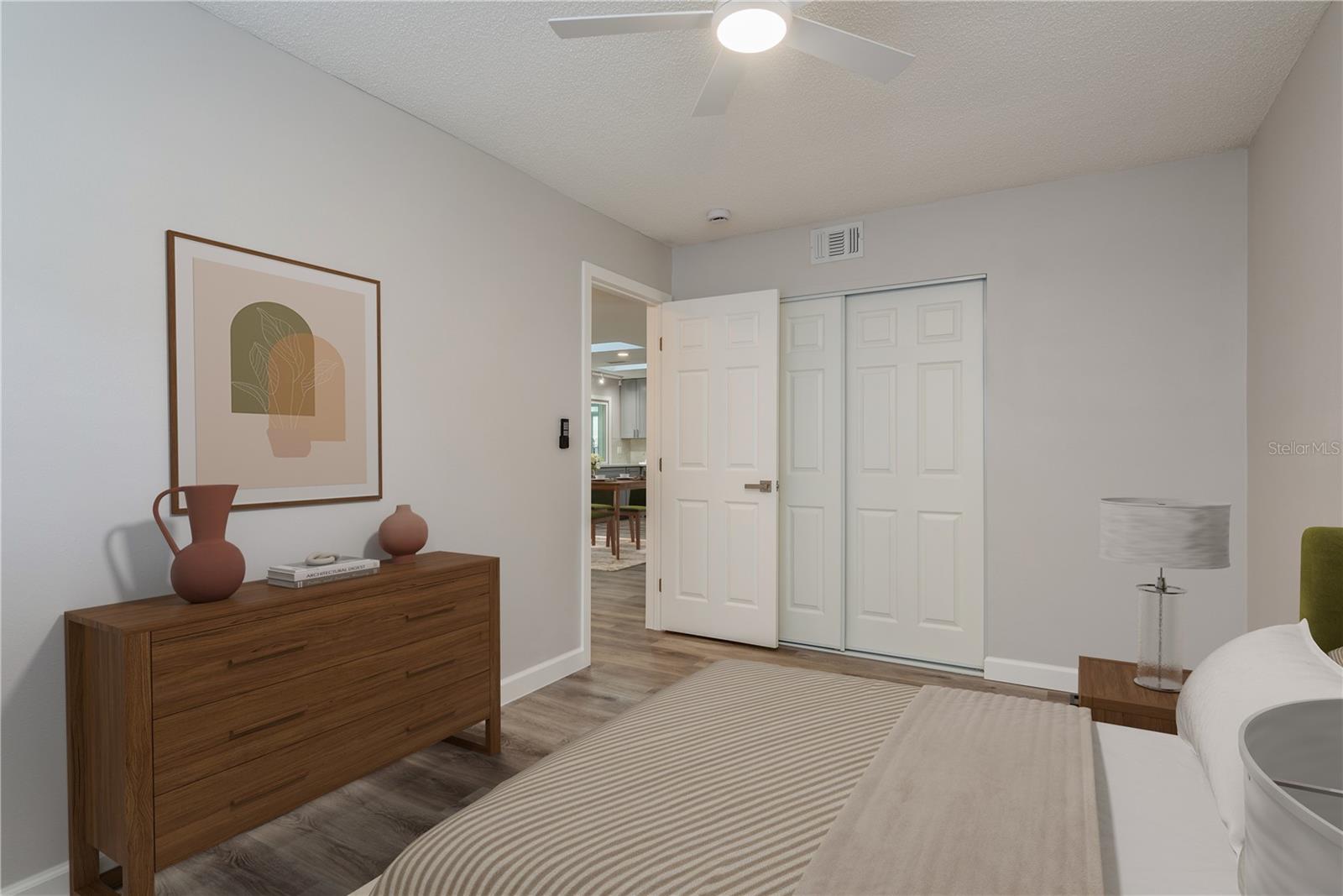 5630 VENETIAN BLVD NE