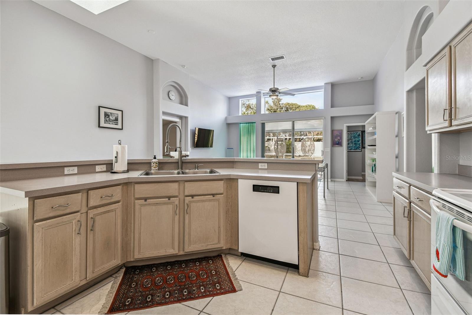 1712 POWDER RIDGE DR