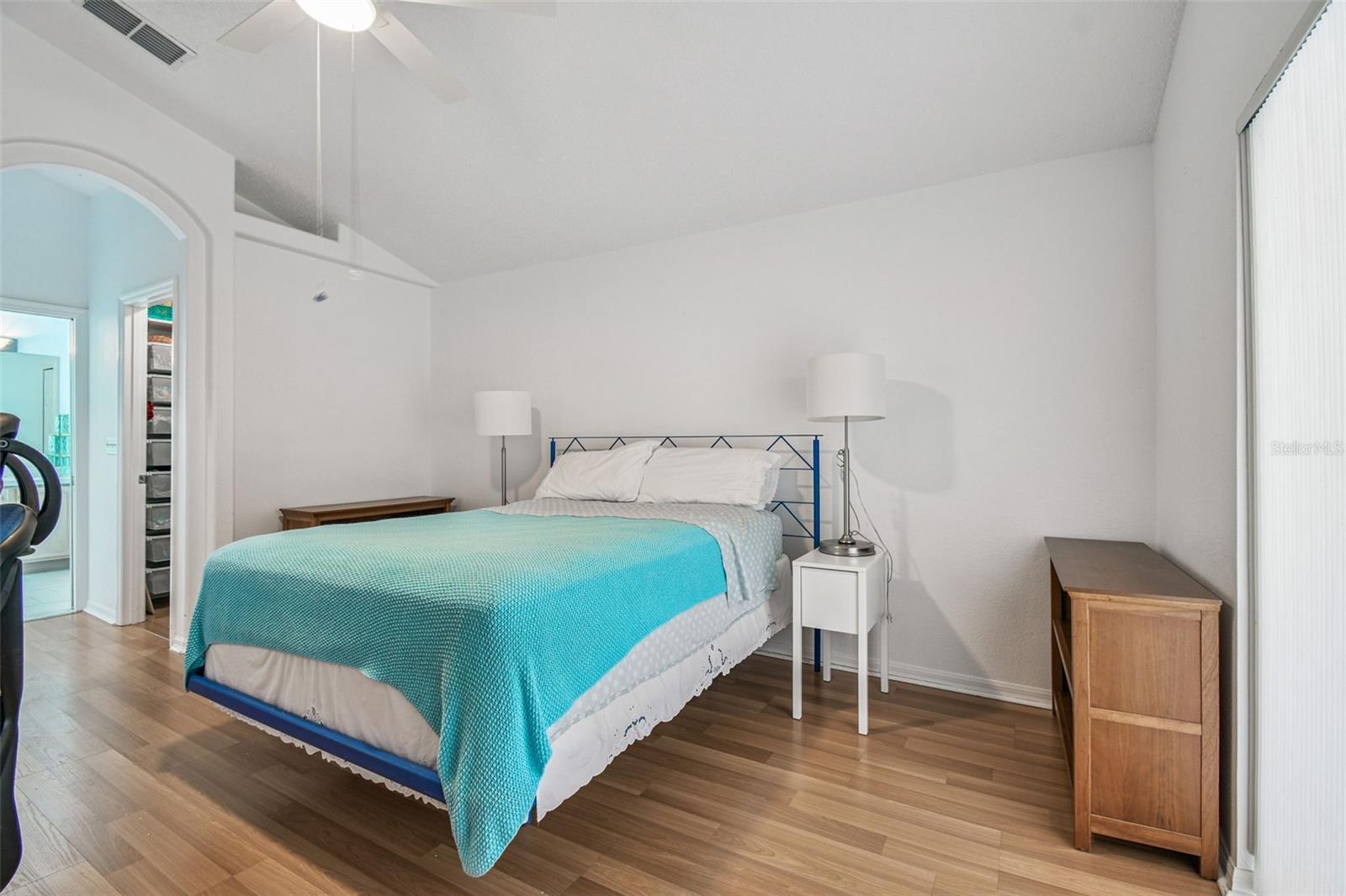 1712 POWDER RIDGE DR